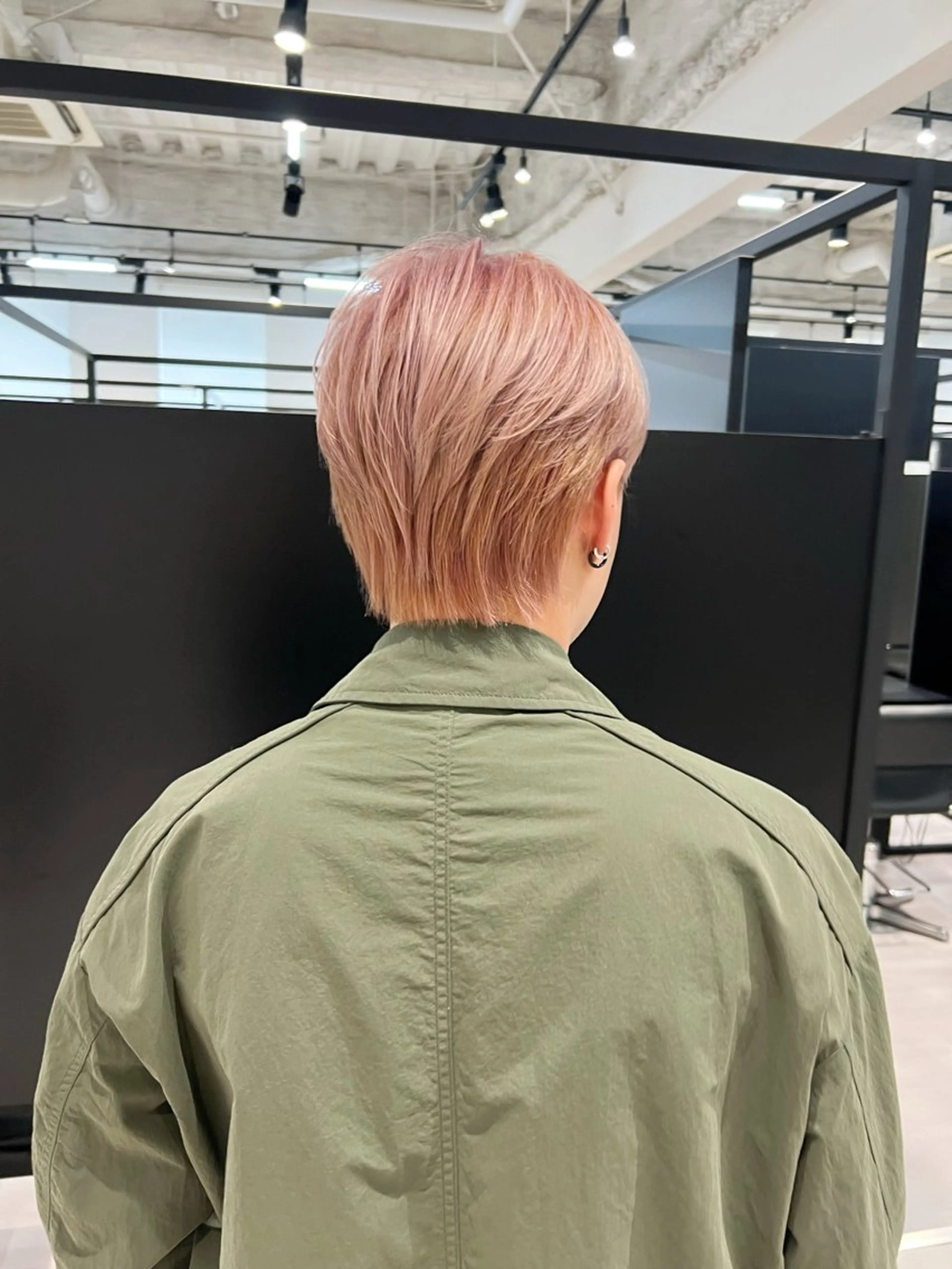 ミディアム カラー メンズ カット ヘアカラー kimika🥑 メンズ/髪質改善のヘアスタイル