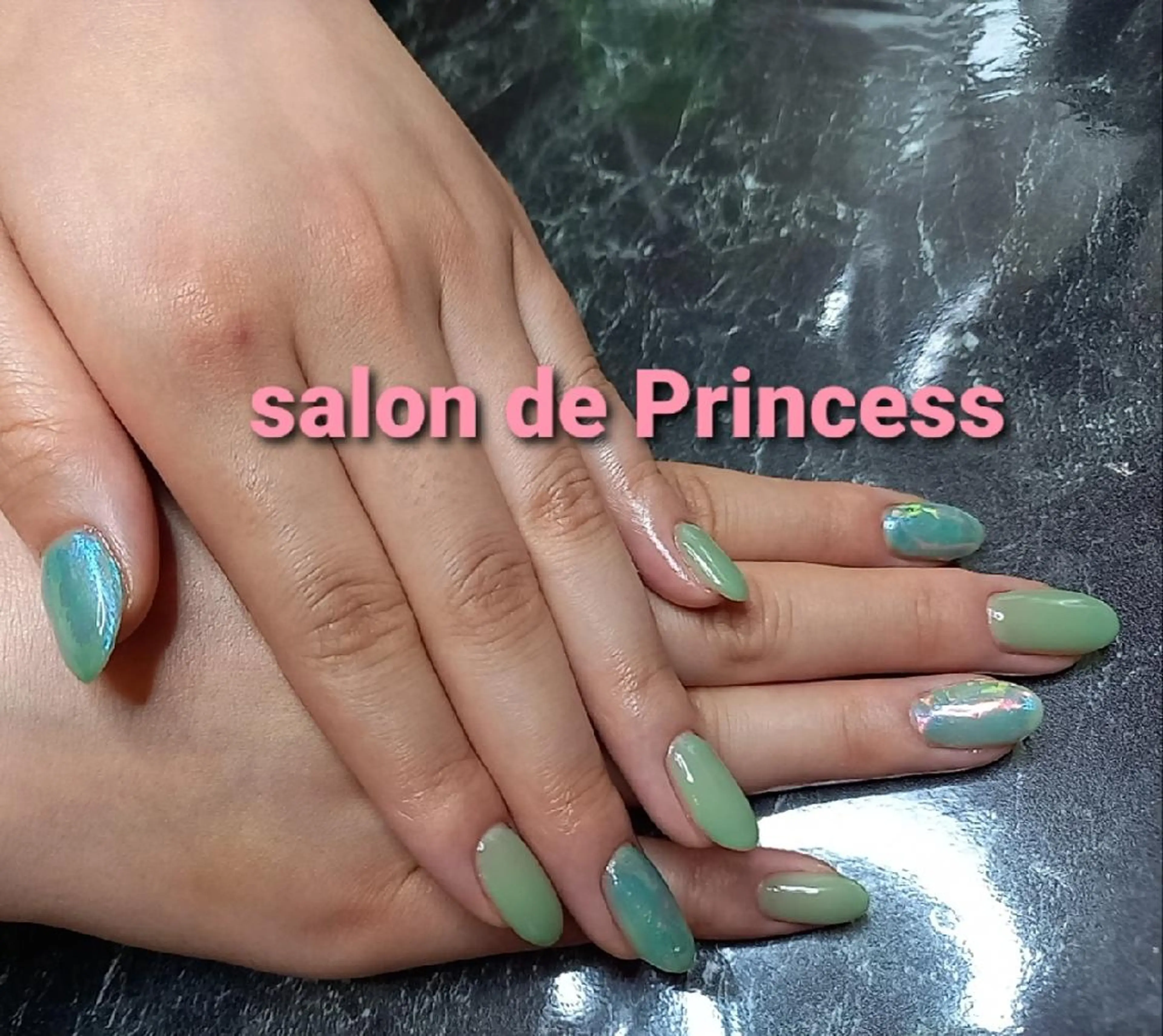 ネイル 氷ネイル・うるうるネイル salon de Princess所属・salon de  Princessのネイルデザイン