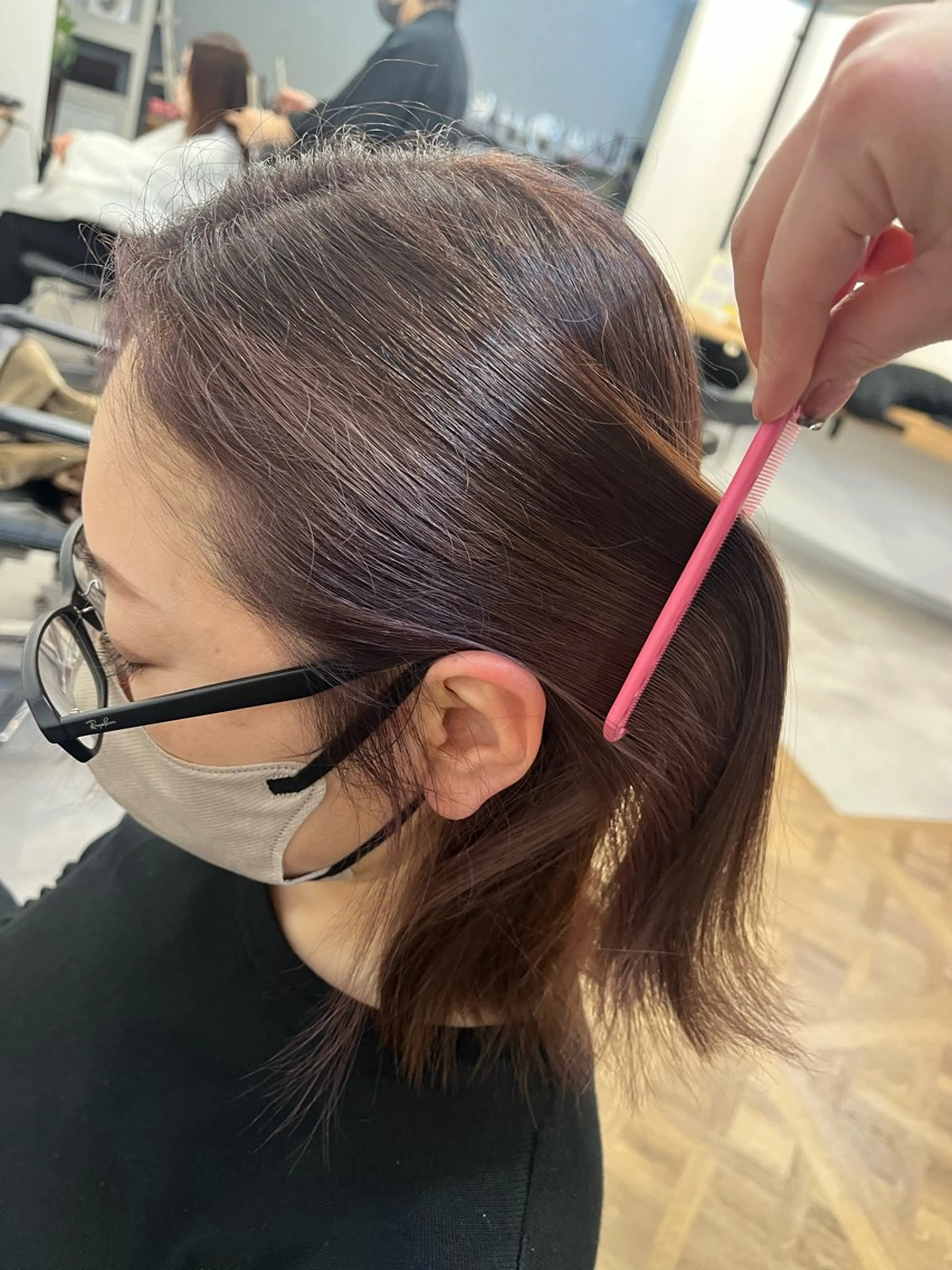 ミディアム ミストバング ヘアカラー 黒川 綾音のヘアスタイル