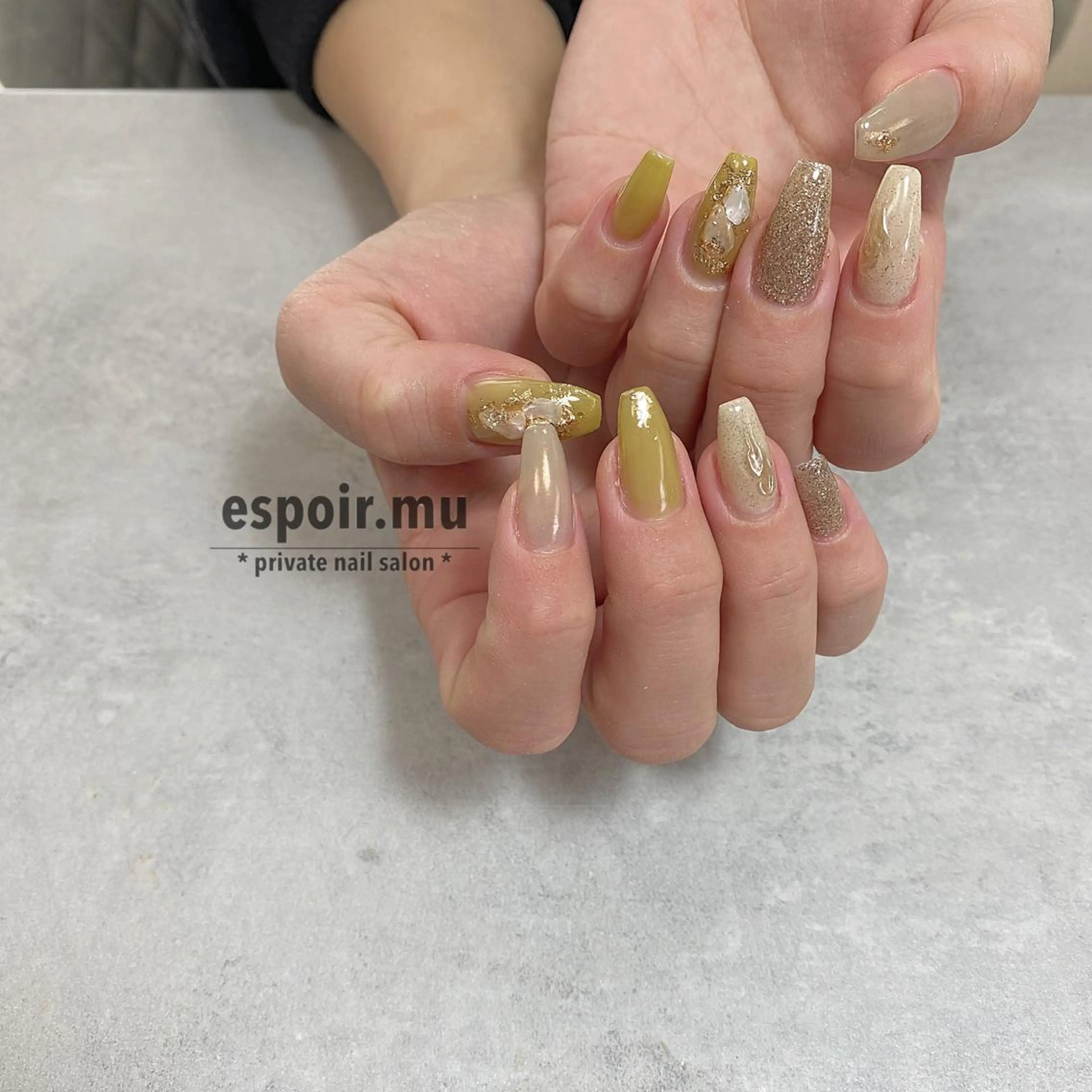 ロング ネイル espoir. muのネイルデザイン