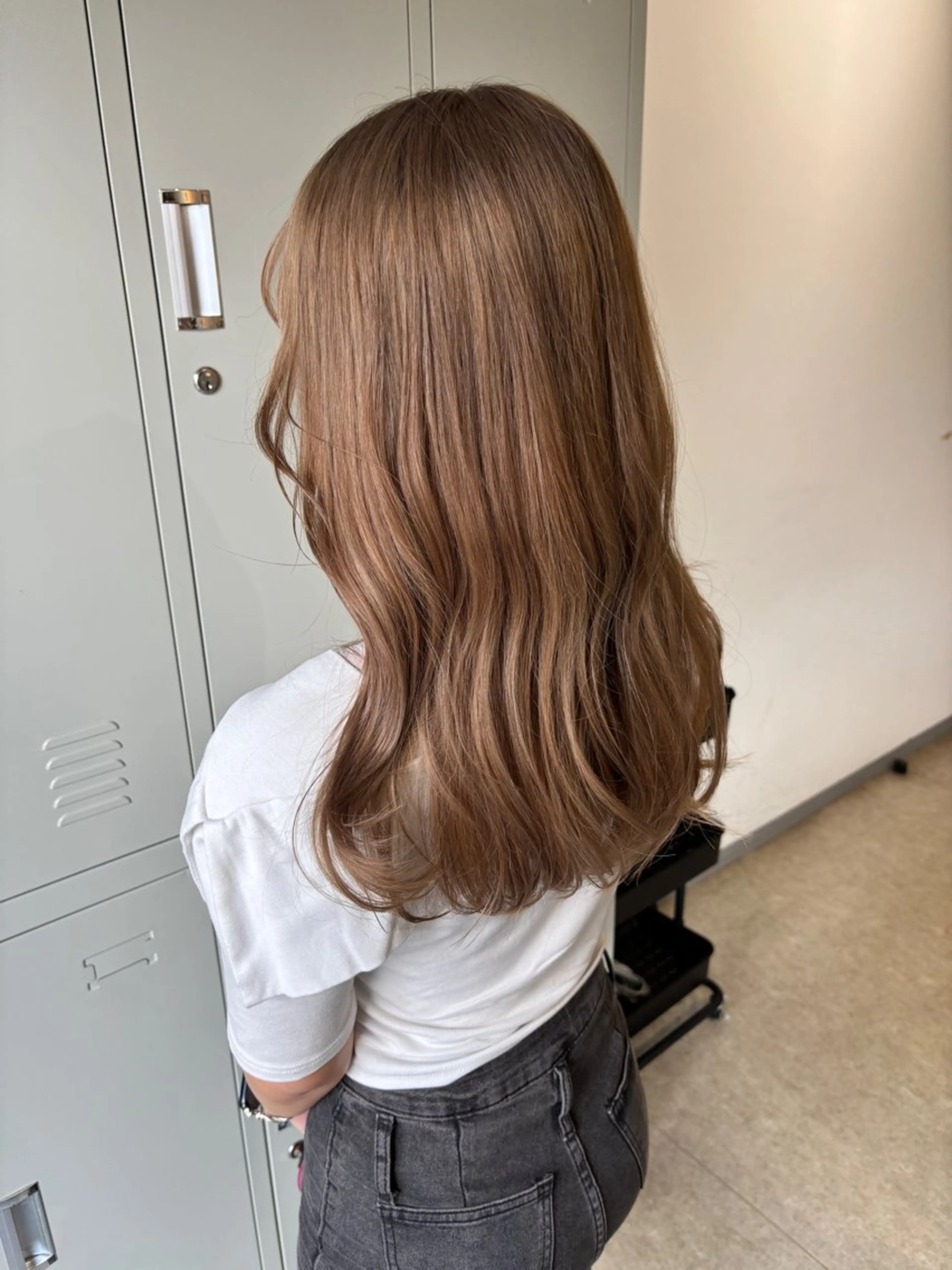 セミロング ボブ 韓国風ヘア レイヤーカット 縮毛矯正 ヘアカラー トリートメント miri.. yukinaのヘアスタイル