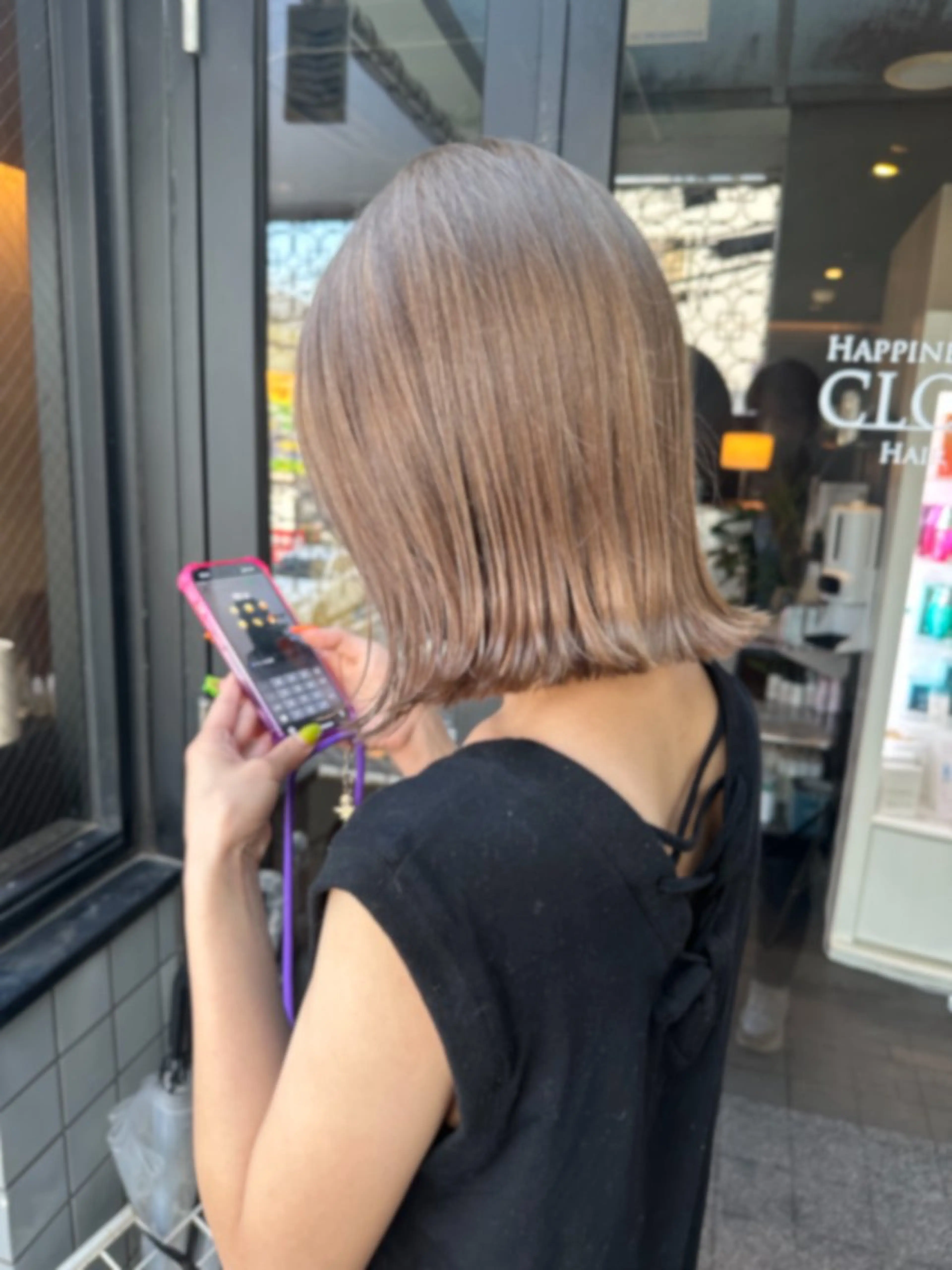 ミディアム カラー ベージュカラー ブリーチ ミルクティーベージュ ボブ カット ヘアカラー トリートメント SAKURA🌸 レイヤー/グレージュのヘアスタイル