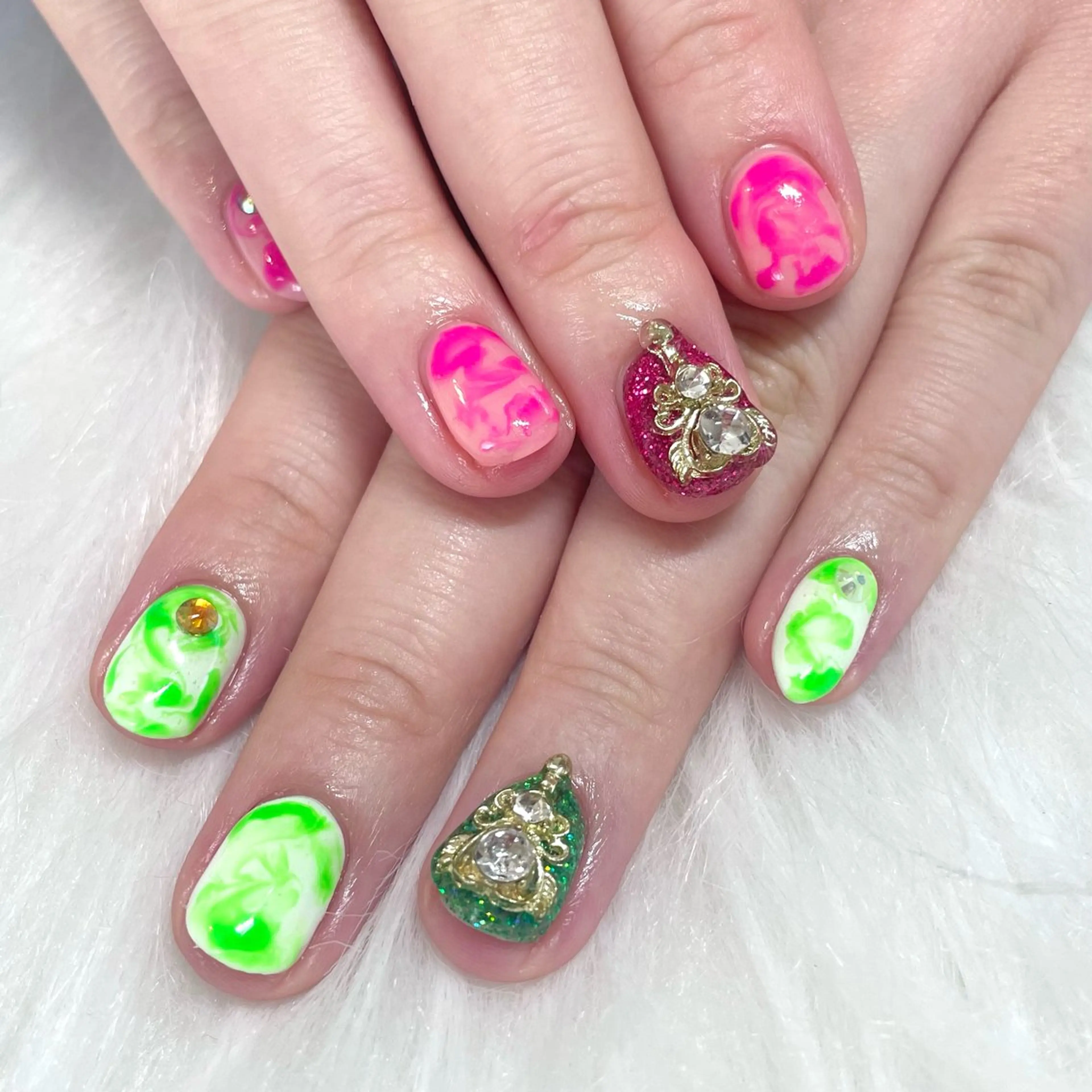ネイル ハンドネイル Nail ヌシん家 AKANEのネイルデザイン