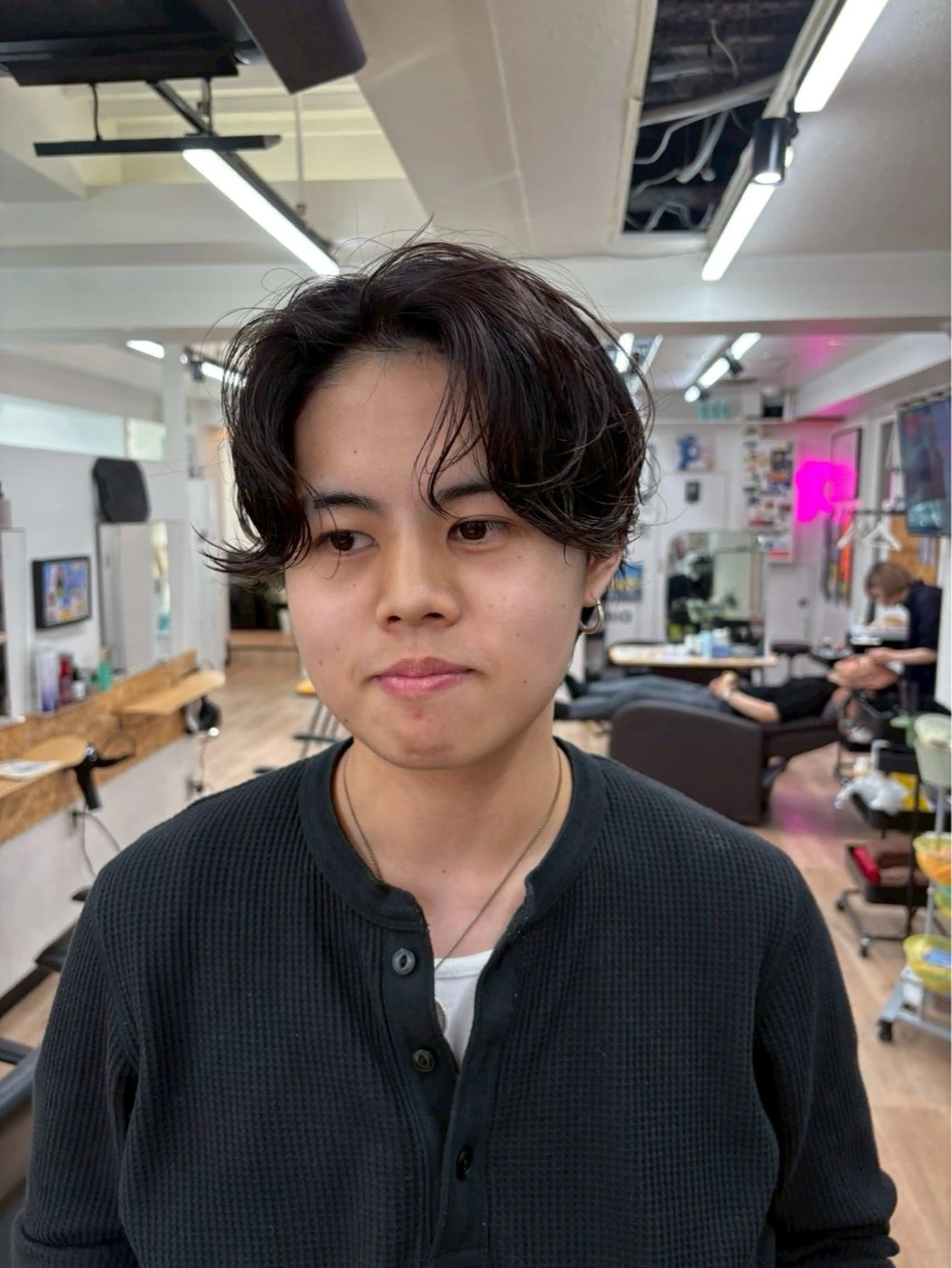 ミディアム ミディアムパーマ 韓国風ヘア WAVEY ft.fifth MENS SALON横浜西口所属・わたる /カットモデル募集のヘアスタイル