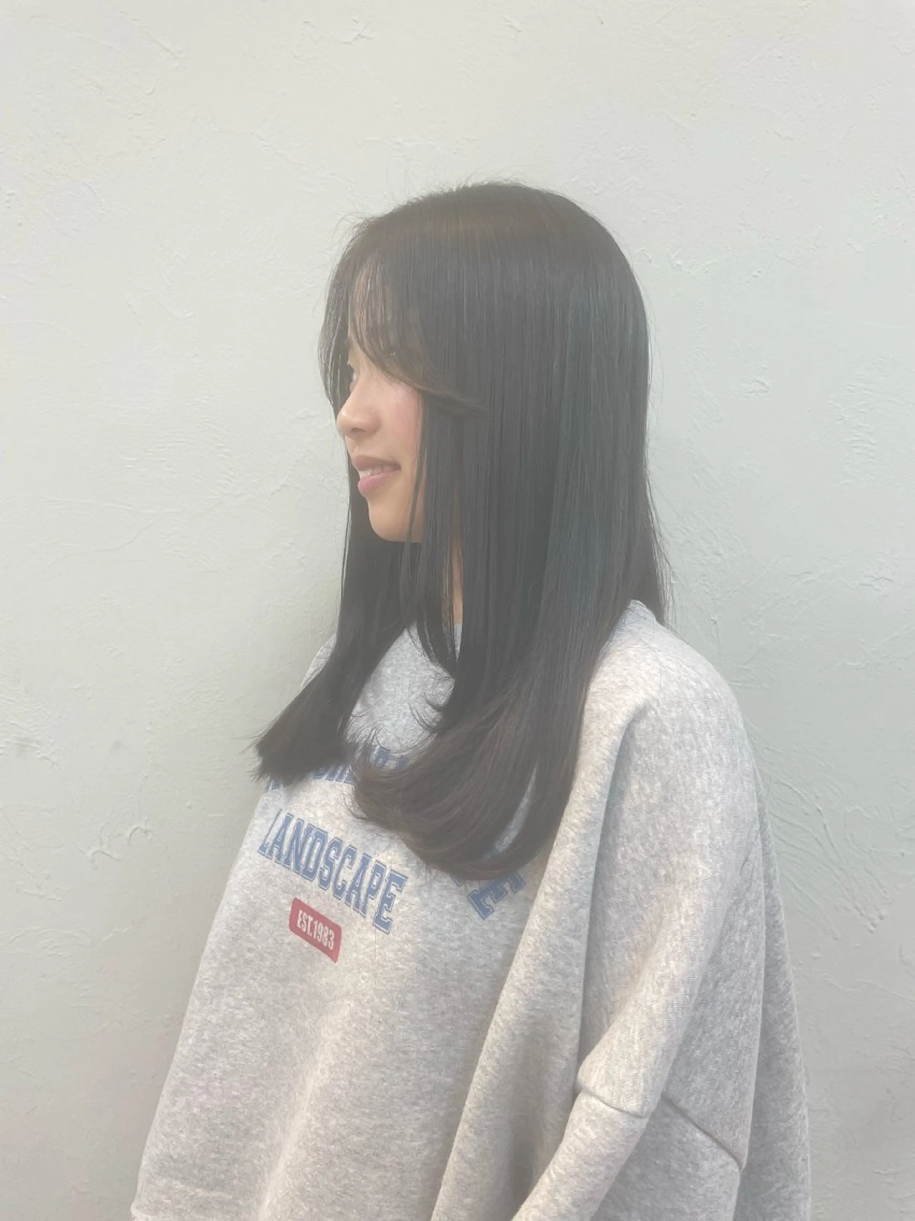 ロング ハイトーン×デザイン 🪽🫧HIKARIのヘアスタイル