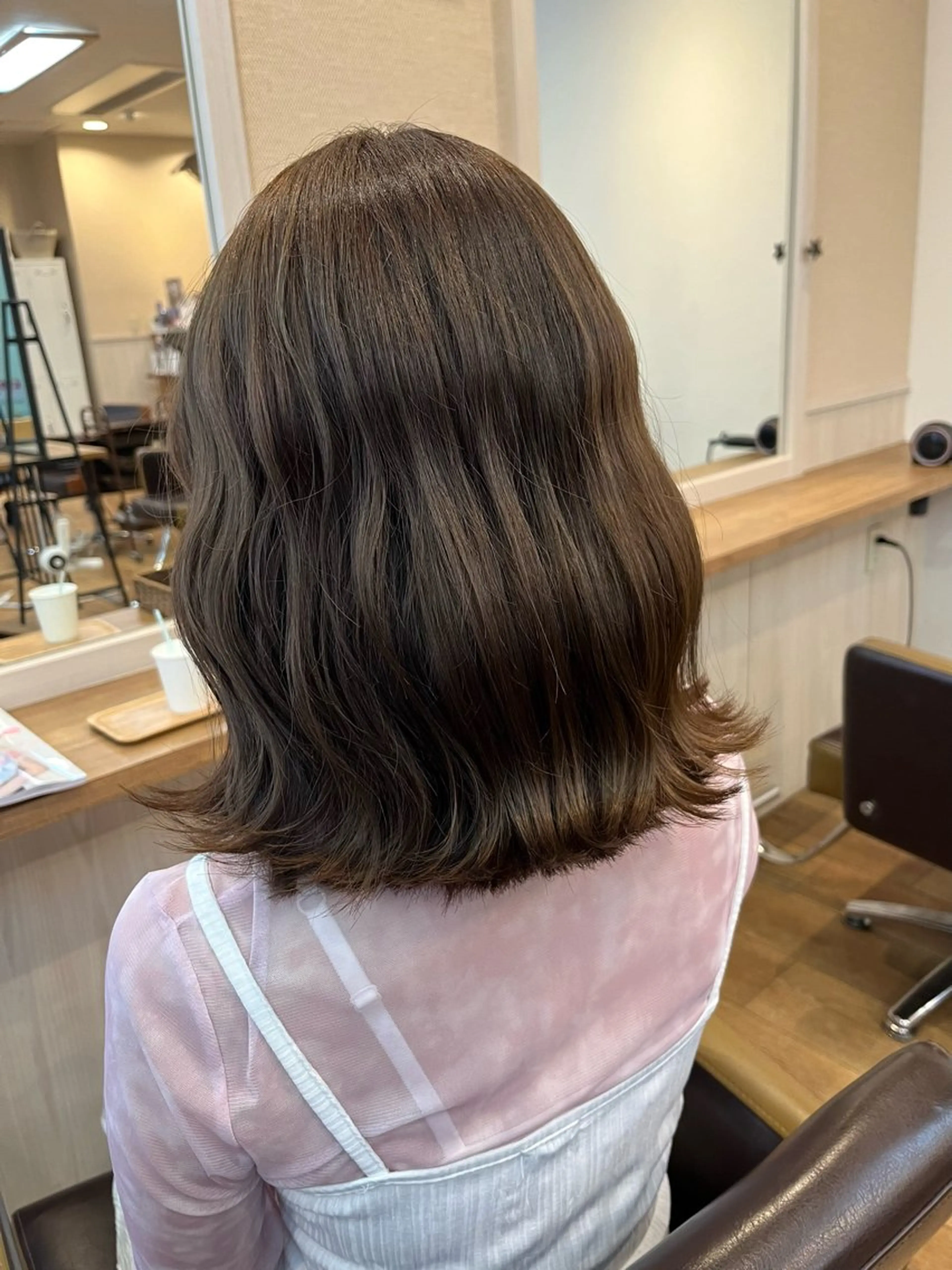 ミディアム カラー グレージュ カット ヘアカラー トリートメント yuri🌼 NUMBER 天王寺のヘアスタイル