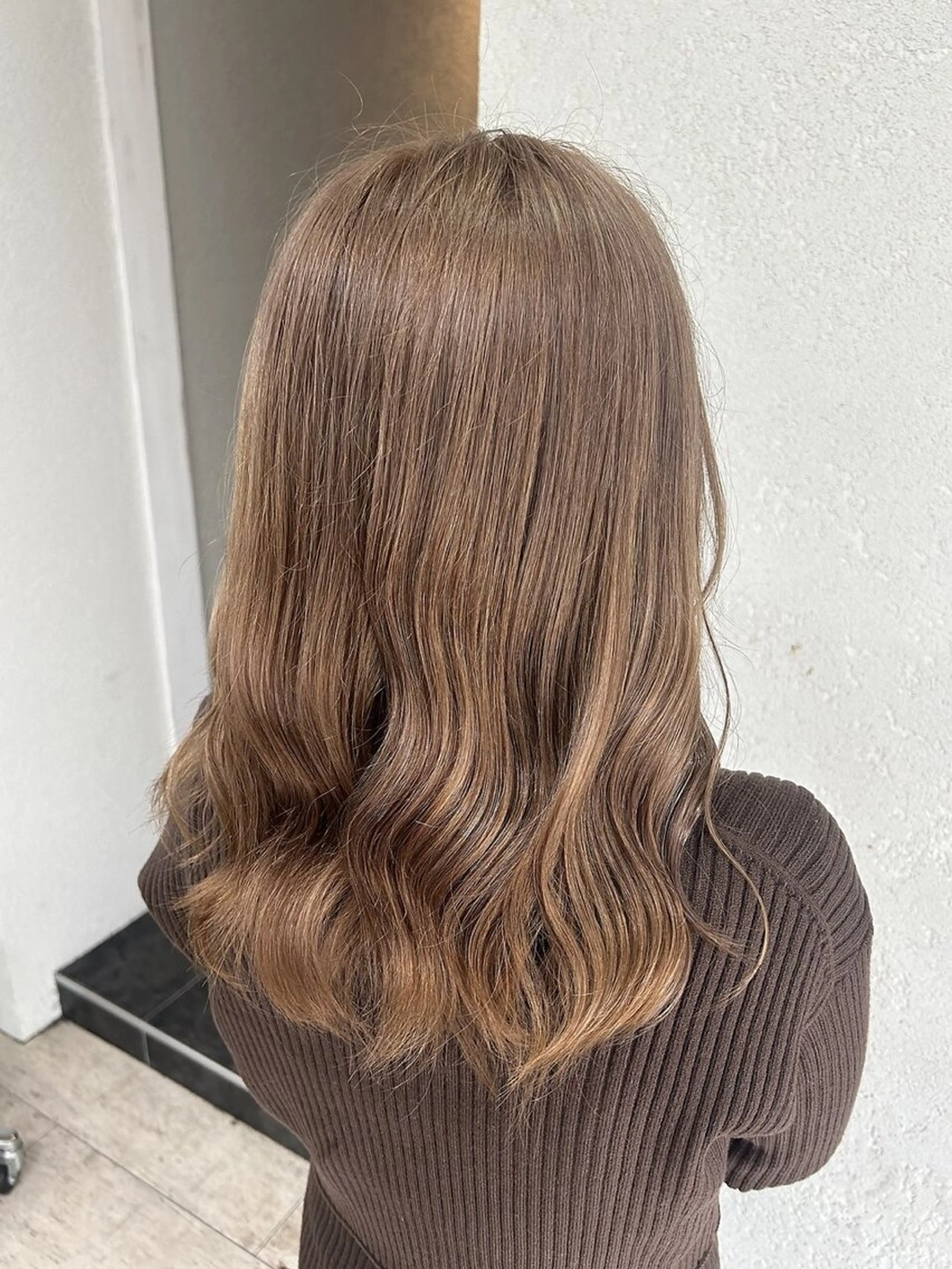 ミディアム カラー ベージュカラー ミルクティーベージュ ヘアカラー トリートメント 💗モテガーリー💗 rumi♡のヘアスタイル