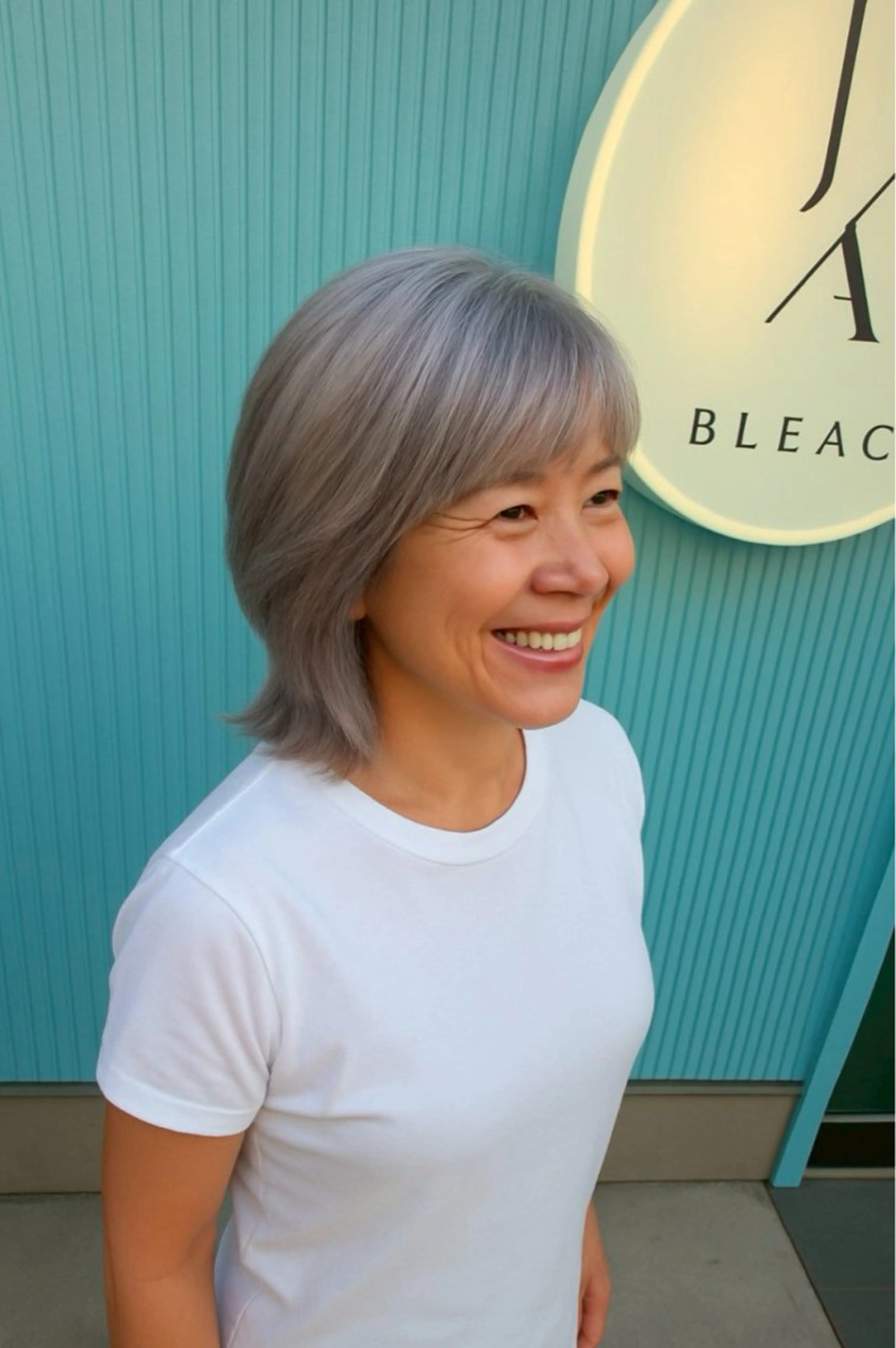 ミディアム カラー 髪質改善 UN BLEACHのヘアスタイル