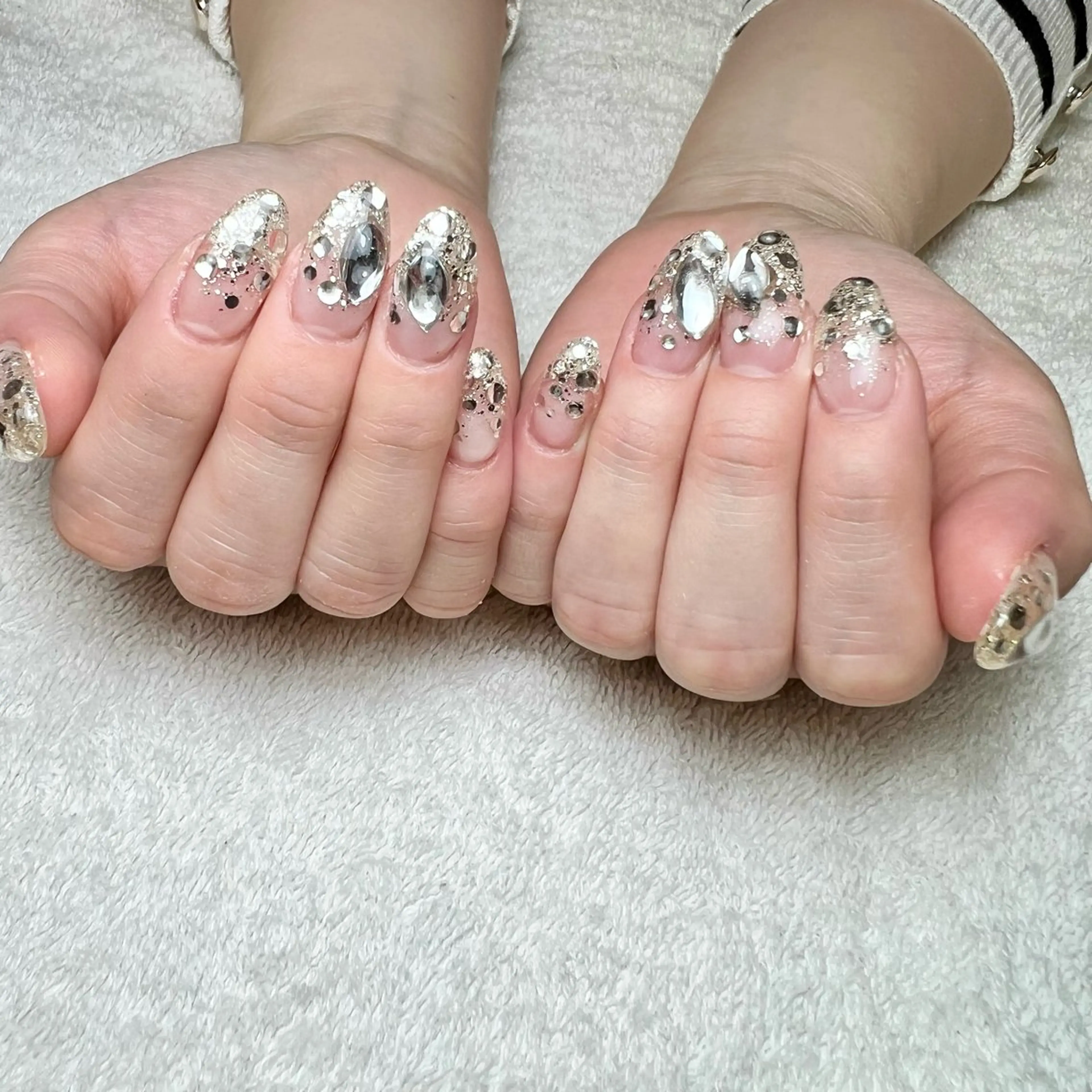 ネイル キラキラネイル ハンドネイル COCO+所属・COCO +のエステ・リラクイメージ