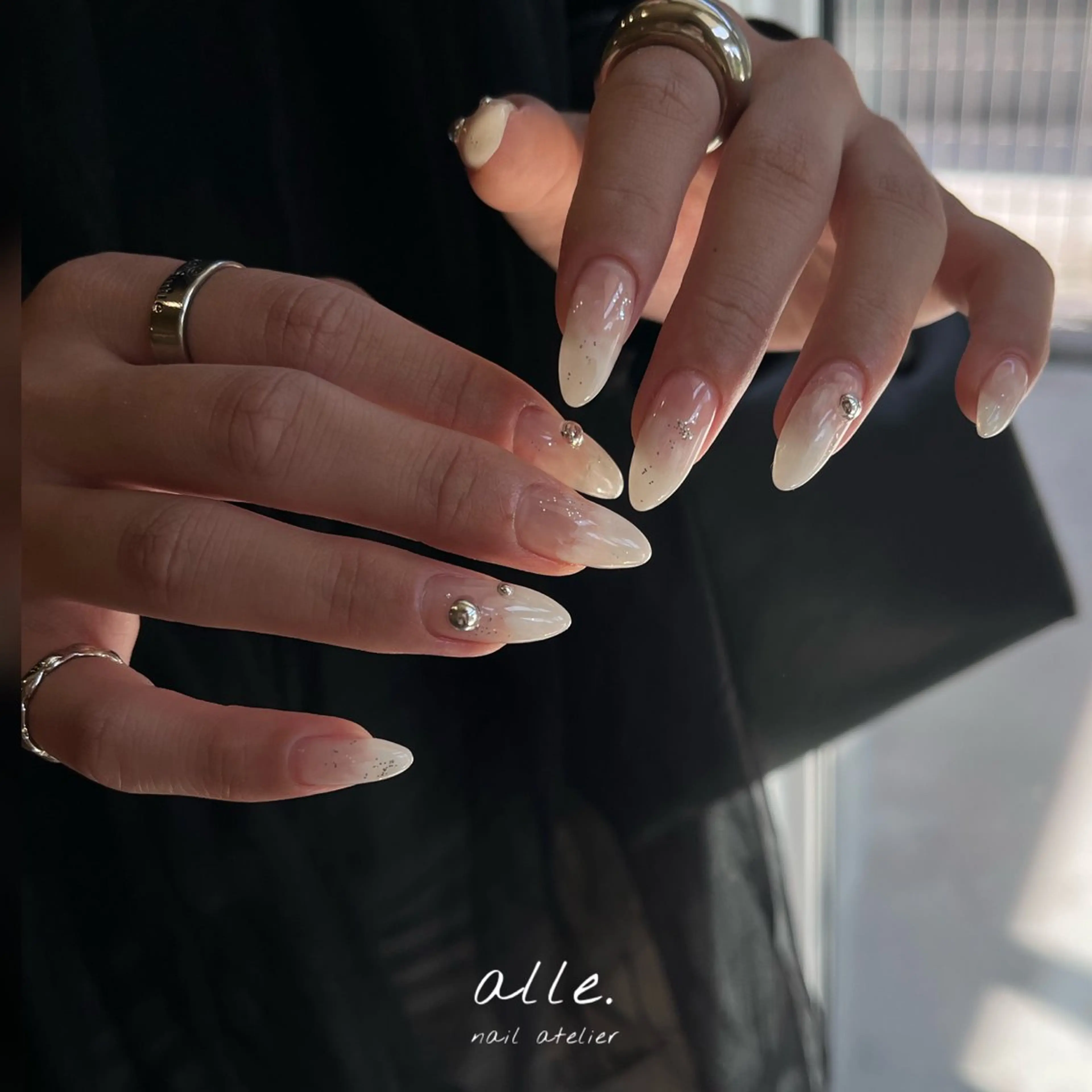 ネイル ハンドネイル atelier alle.のネイルデザイン