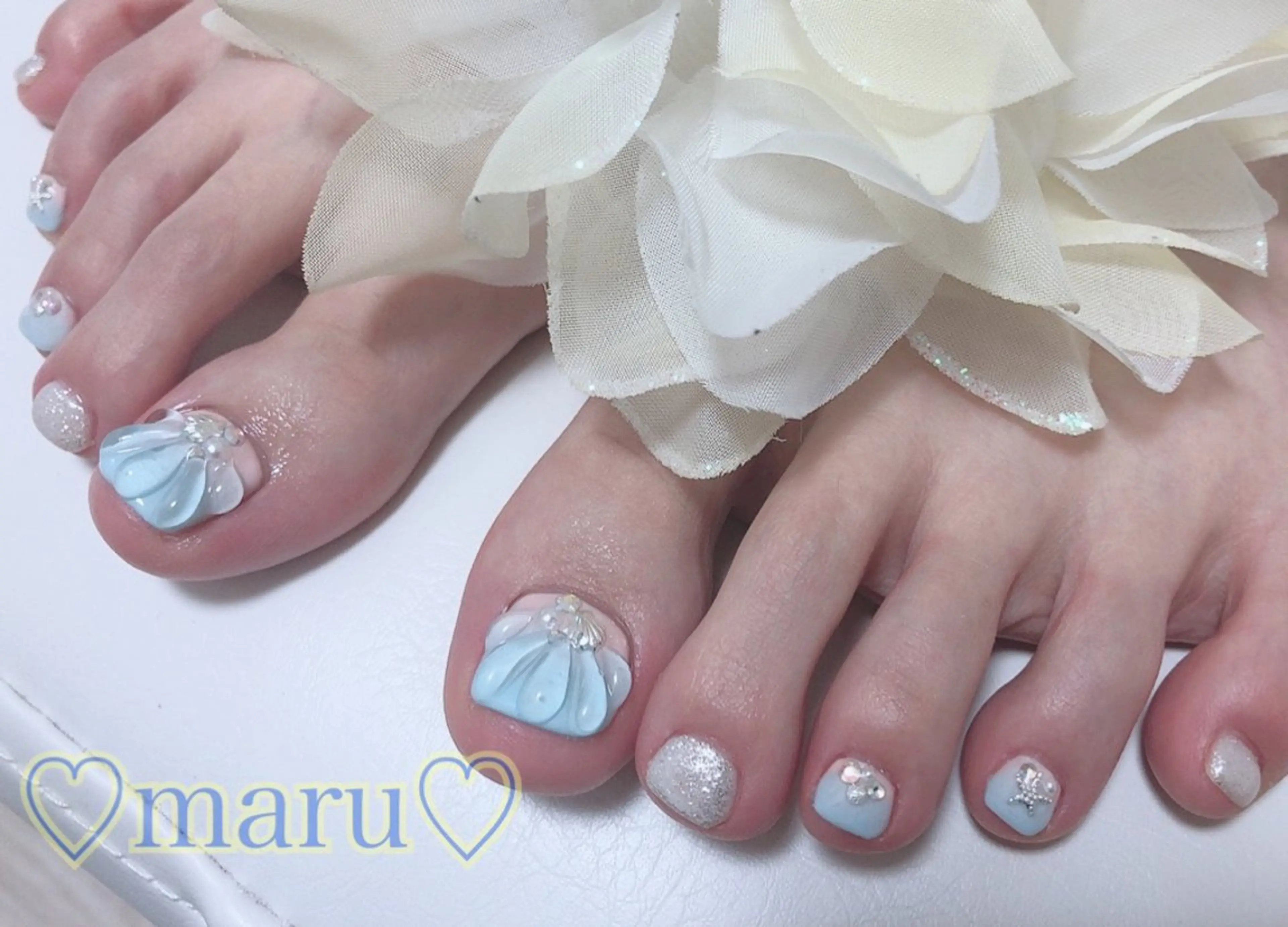 ネイル ハンドネイル フットネイル まるみ♡8/25- 31お休み🙇‍♀️のネイルデザイン