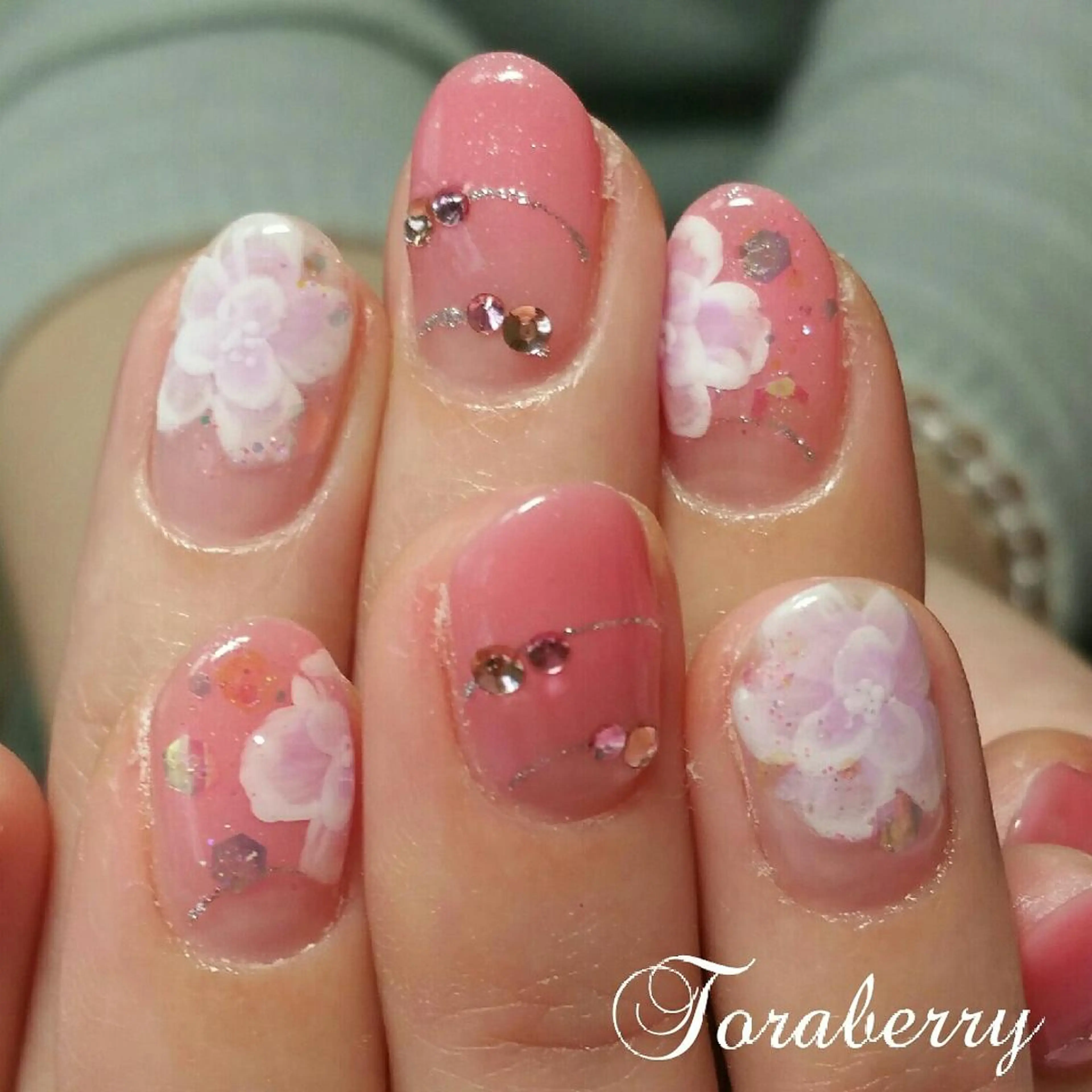 ネイル ネイリスト なつみのネイルデザイン