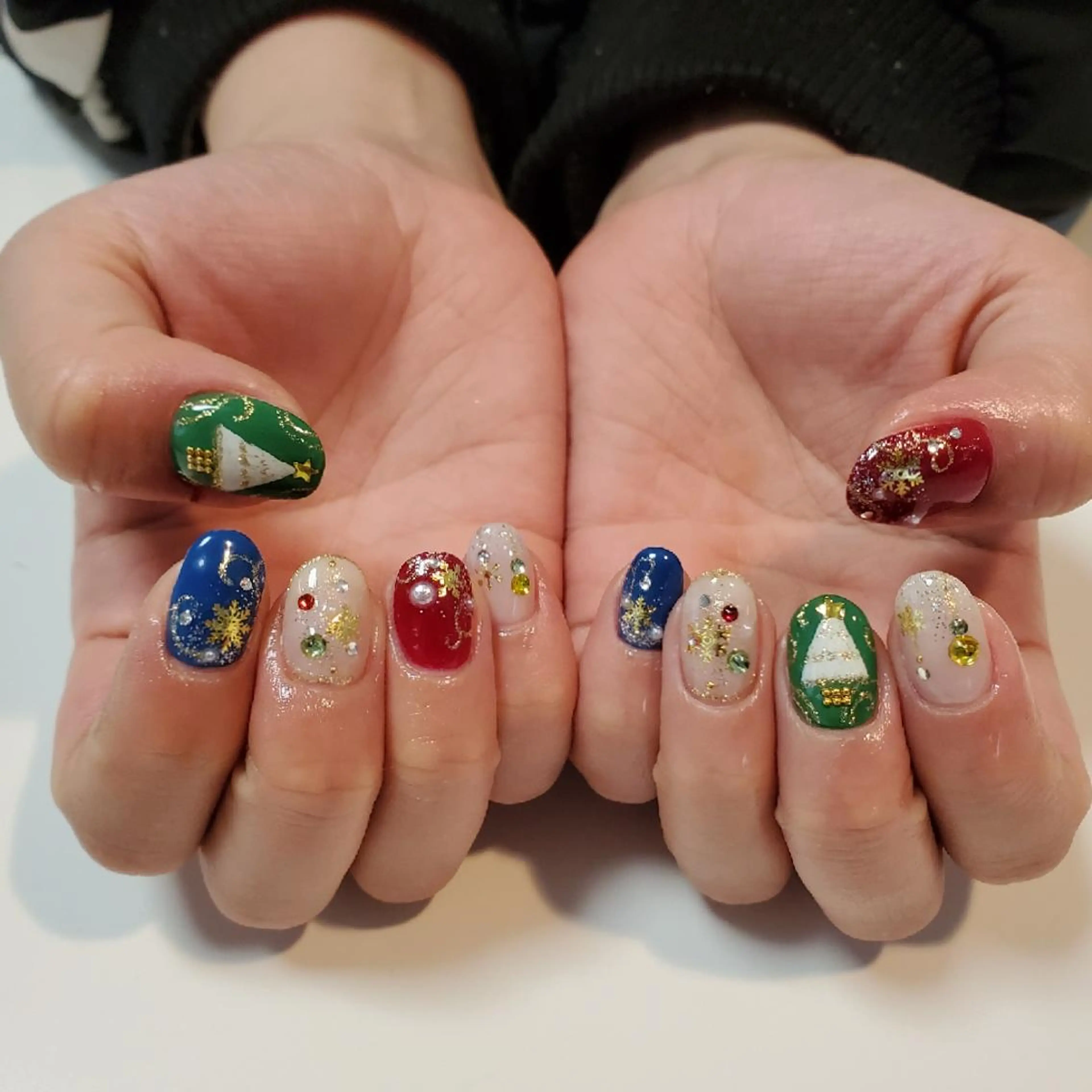 ネイル アートネイル ネイル&フットケアサロンアイアムアイ所属・ネイリスト モリシタのネイルデザイン