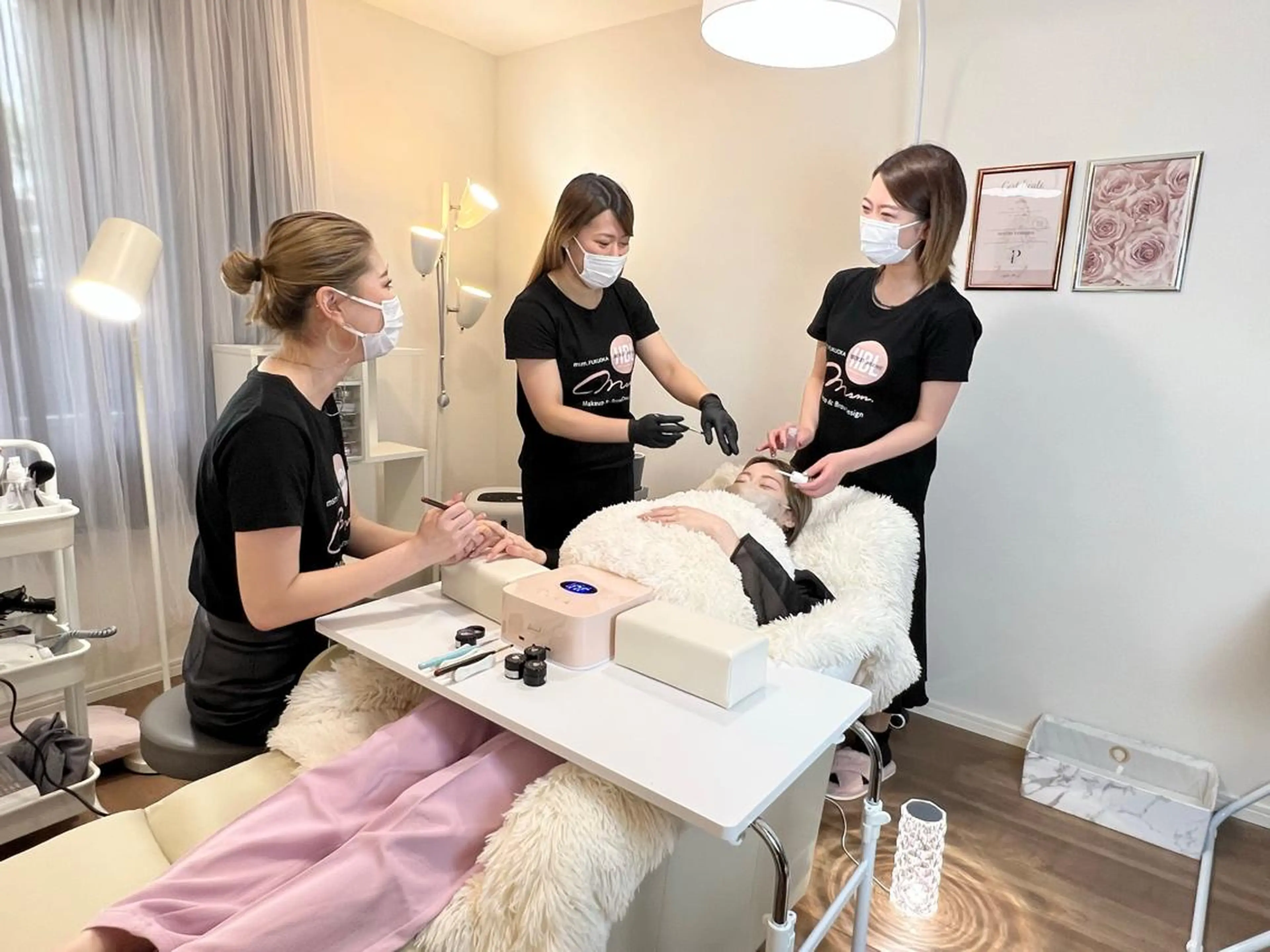 ネイル マツエク・マツパ アイブロウ ハリウッドブロウリフト パリジェンヌラッシュリフト msm.💅🏻 ネイル・眉毛サロンのネイルデザイン