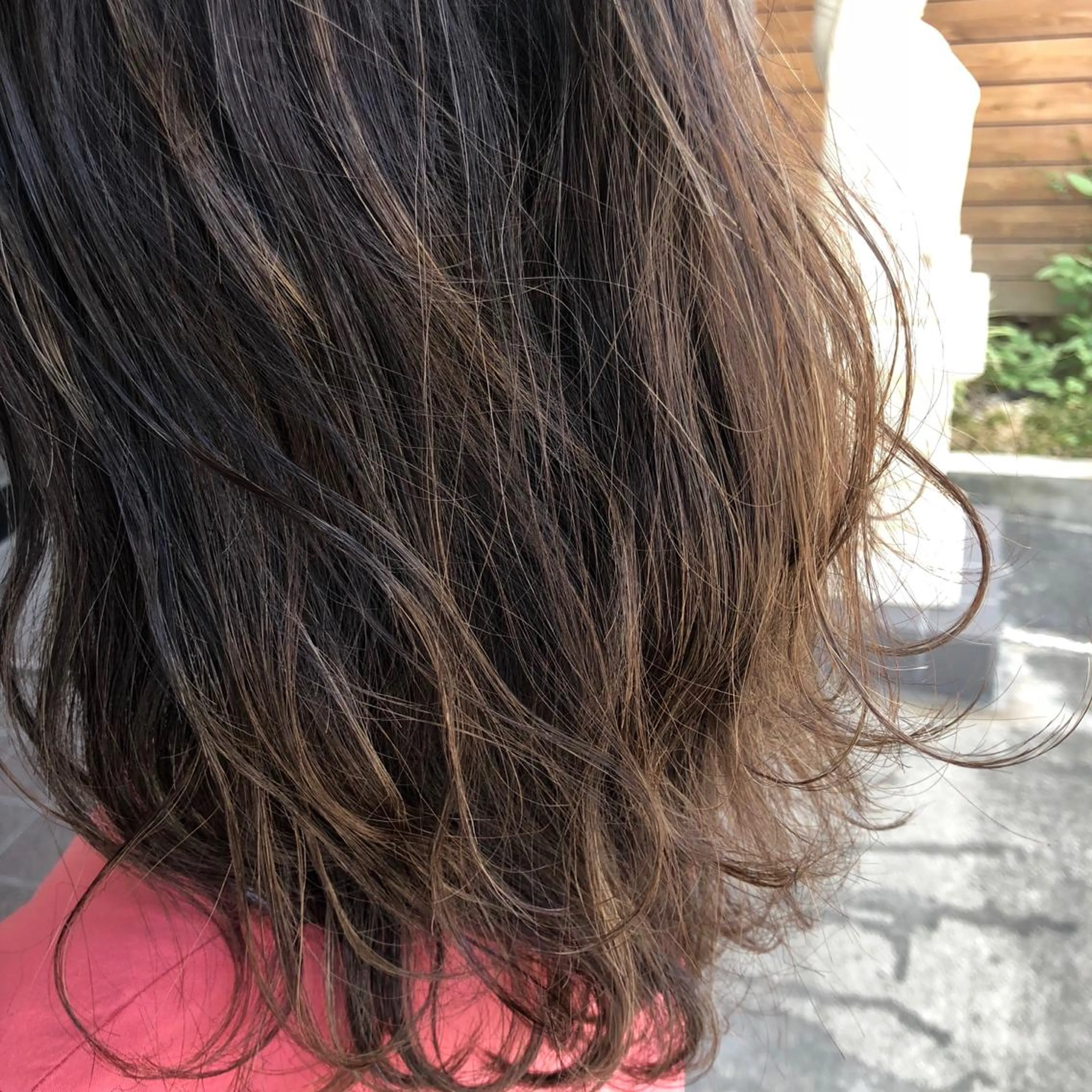 ロング カラー アッシュ ベージュカラー ハイライトカラー ハイライト 4-rest garden （フォーレストガーデン）所属・金井 直樹のヘアスタイル