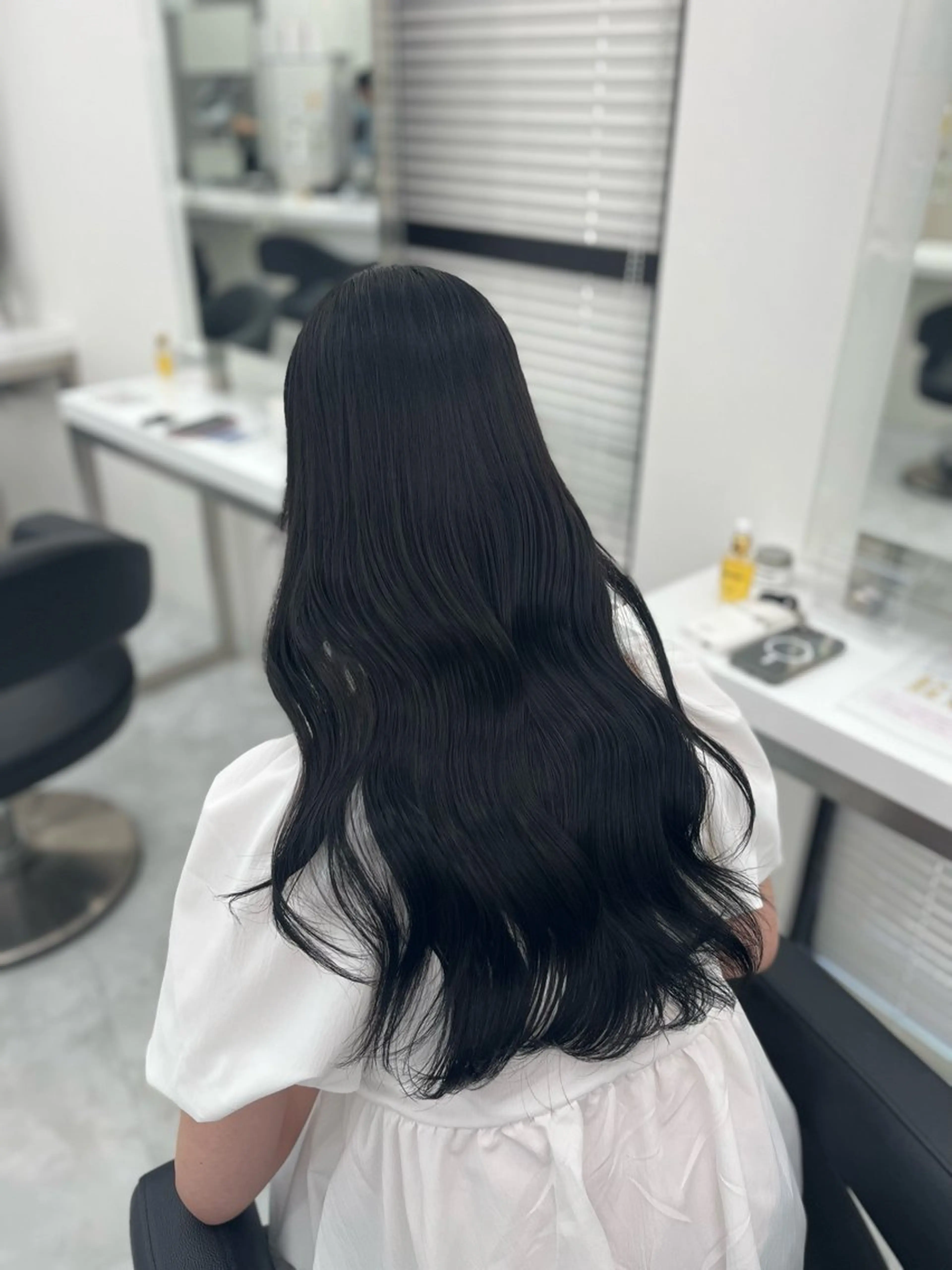 ロング カラー ヘアアレンジ 艶髪ハイトーン🫧 Kurehaのヘアスタイル