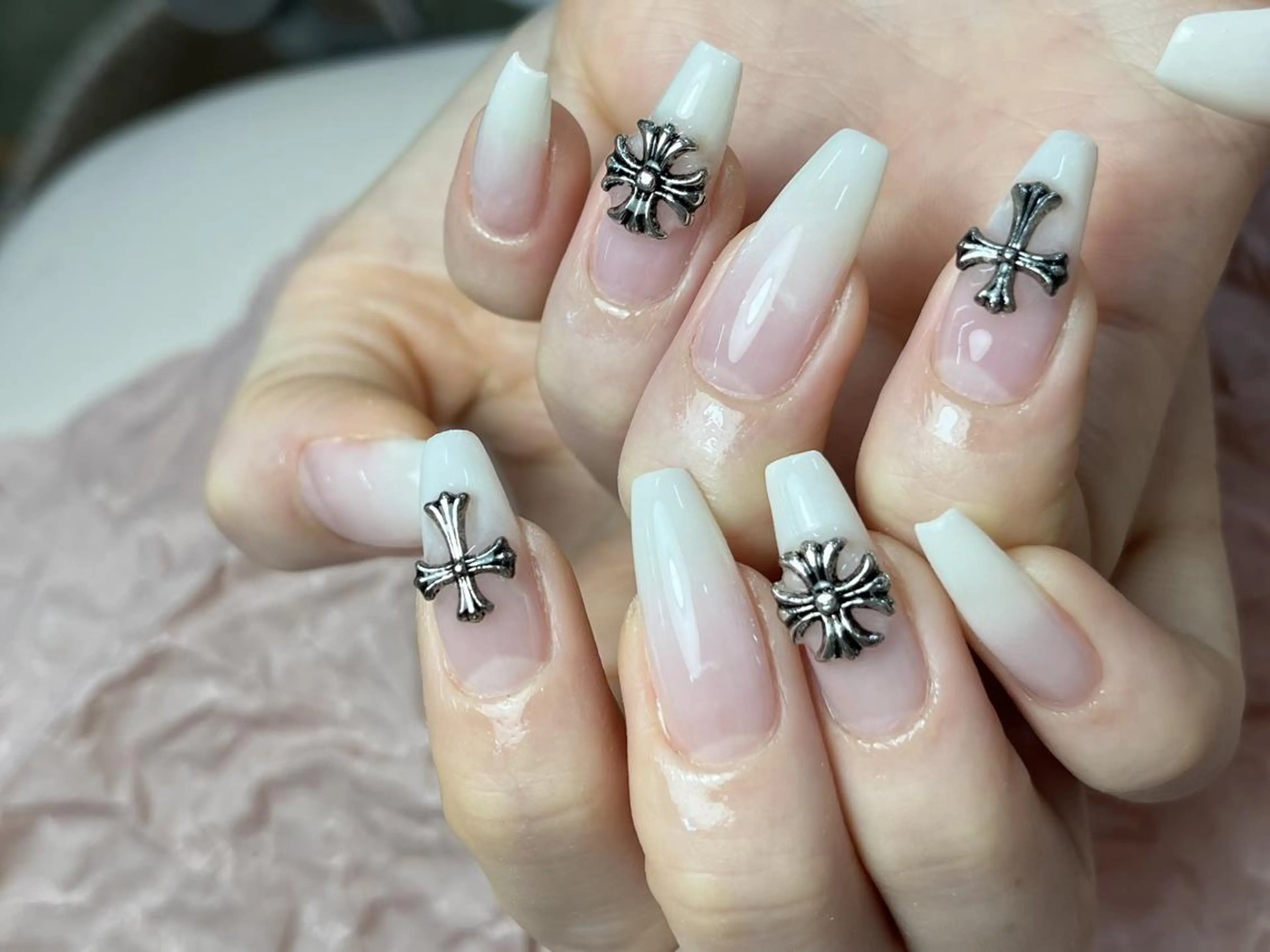 ネイル ToliyDeliy Keilyのネイルデザイン