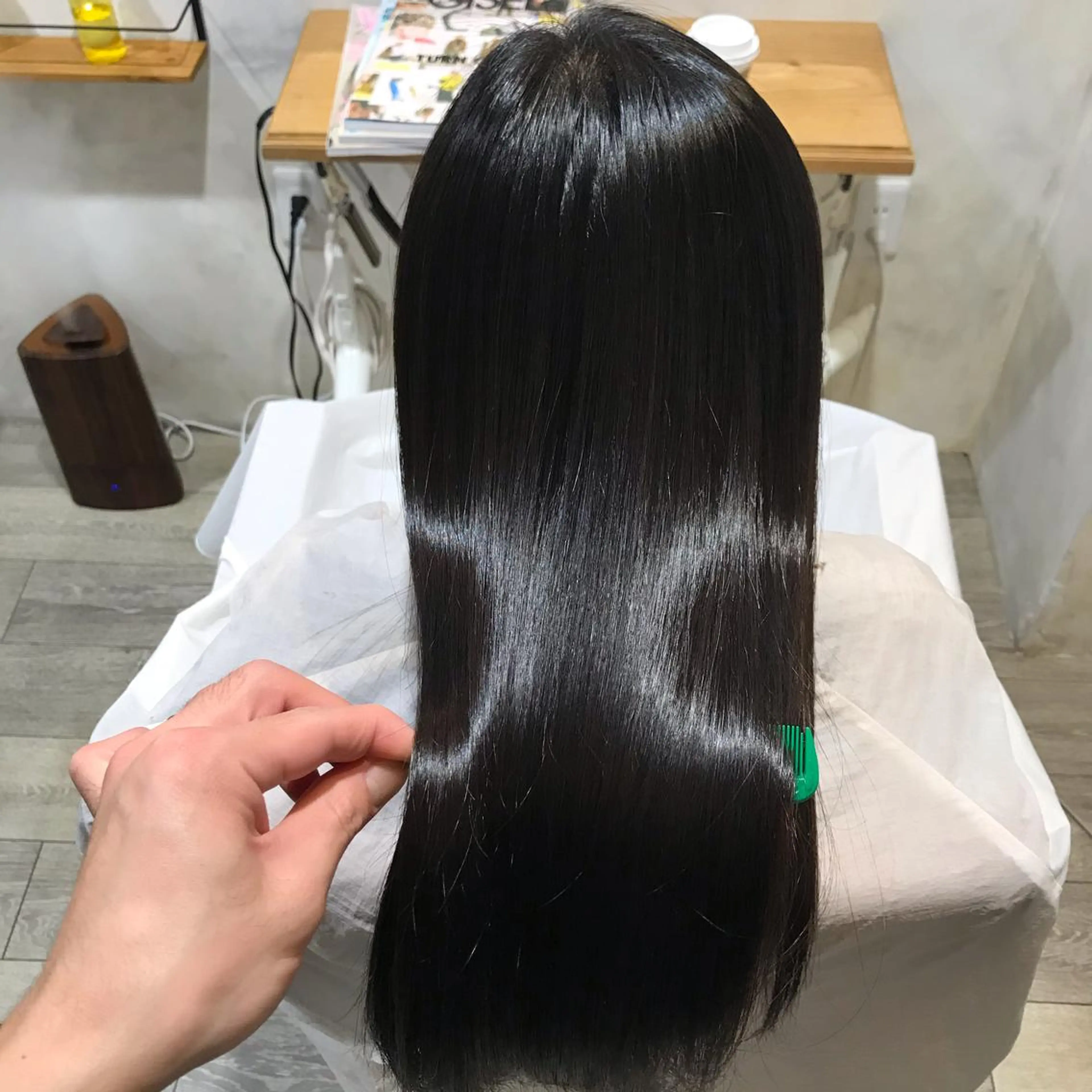 カラー パーマ 縮毛矯正 安部 真輝のヘアスタイル