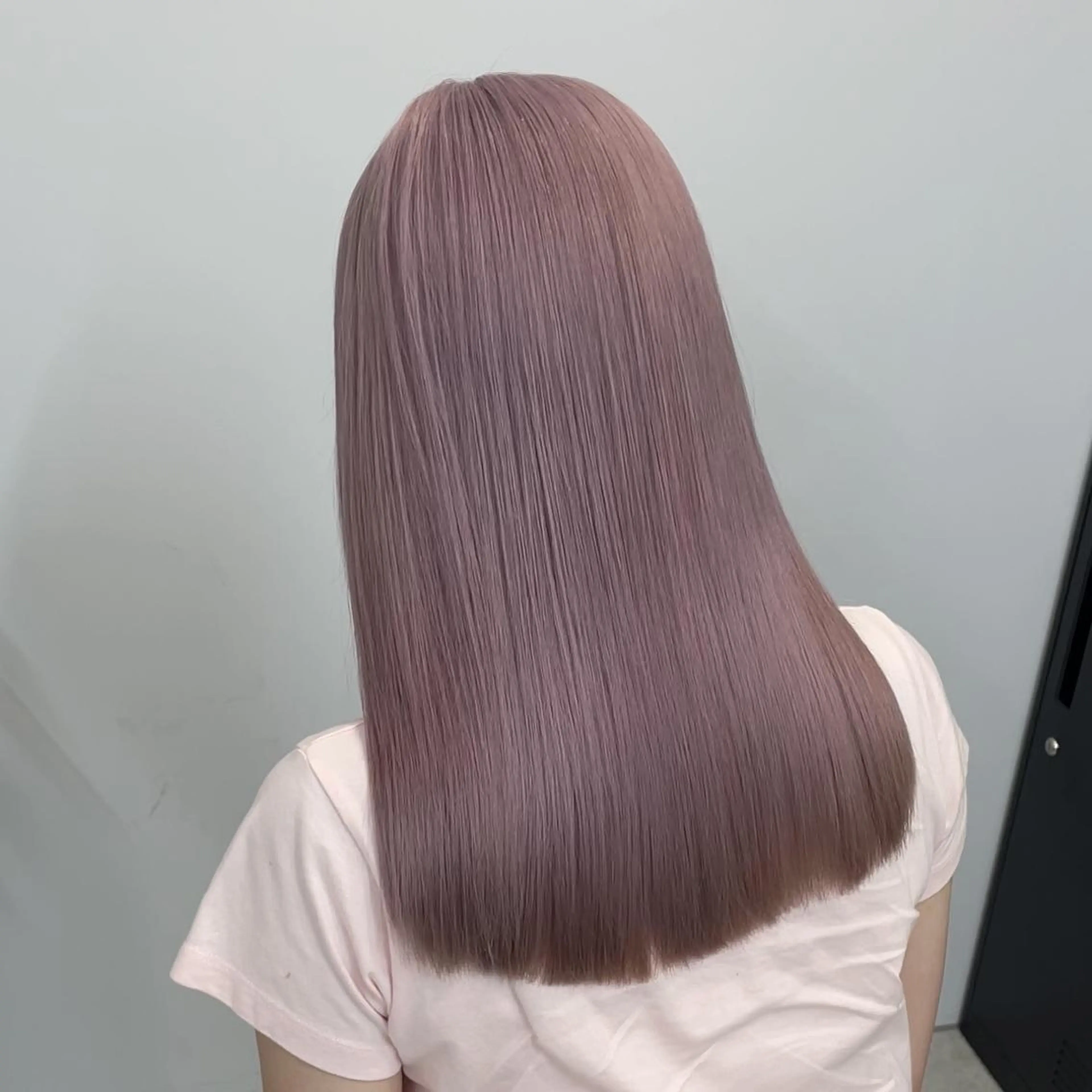 カラー ロング メンズ パーマ ヘアアレンジ キッズ ネイル マツエク・マツパ アイブロウ メンズバレイヤージュ メンズブリーチ フェードカット メンズハイライト メンズハイトーン ヘアカラー トリートメント 髪質改善🇰🇷 レイヤーカット/梅田のヘアスタイル