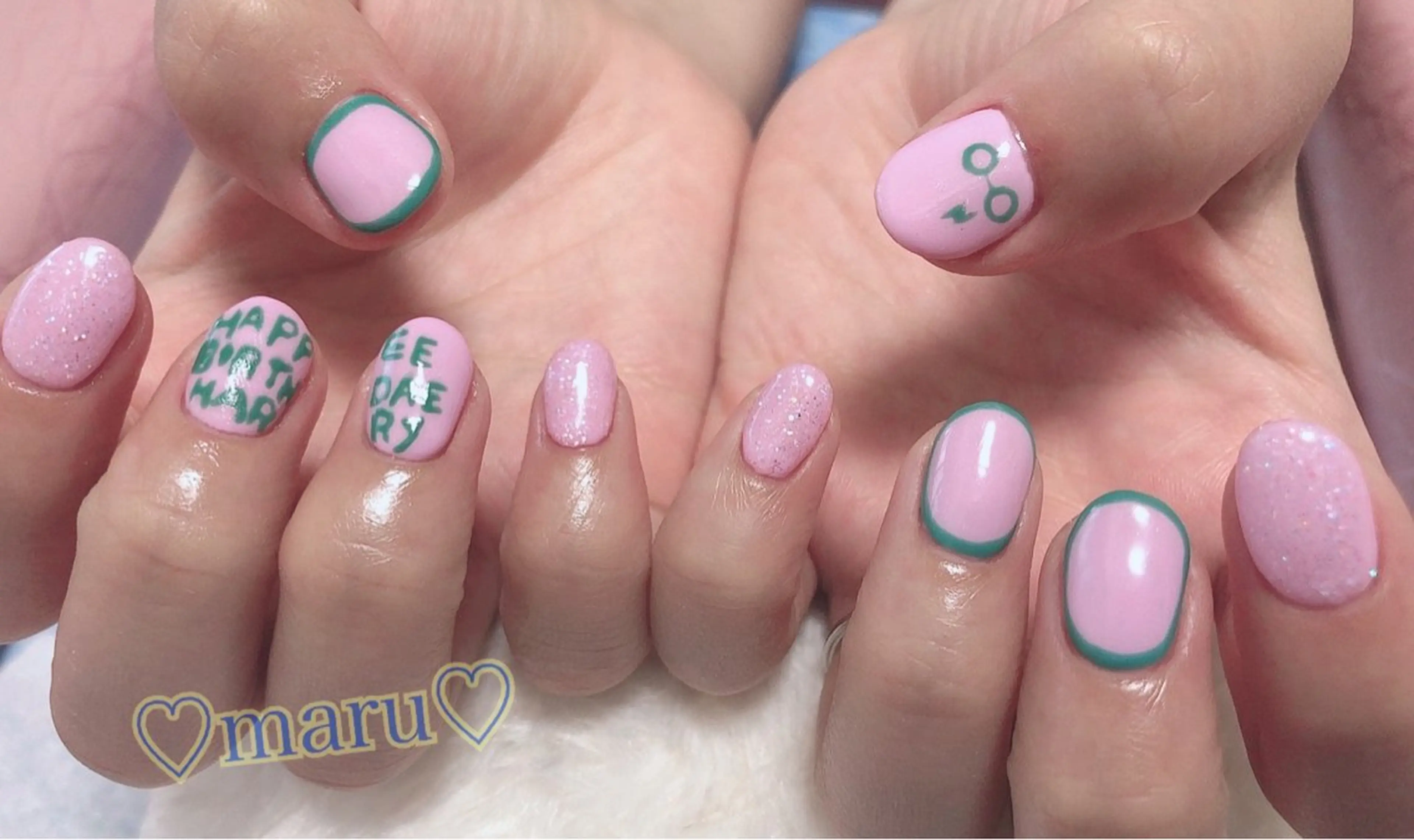 ネイル ハンドネイル フットネイル まるみ♡8/25- 31お休み🙇‍♀️のネイルデザイン