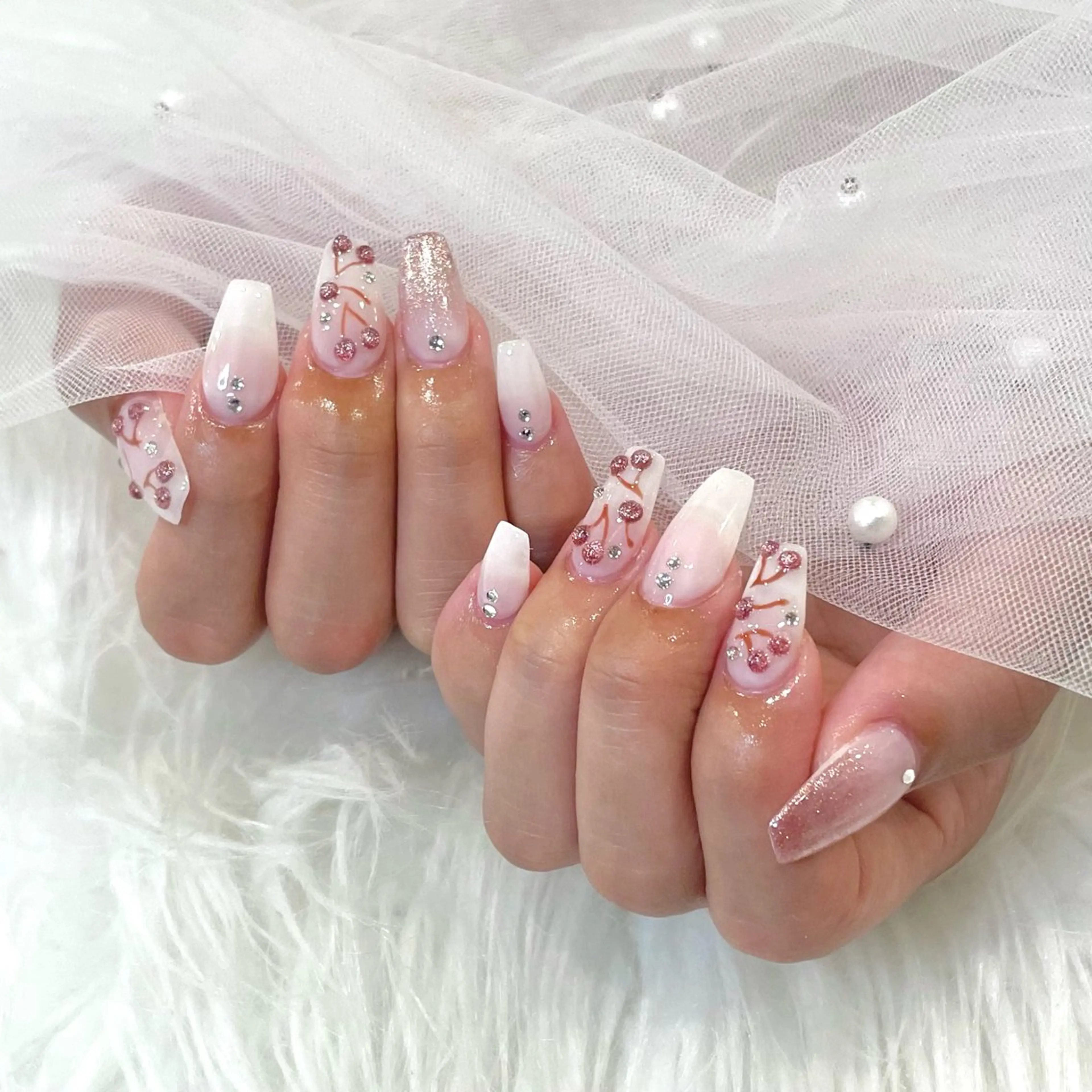 ネイル ハンドネイル yurika 🌷.*･ﾟのネイルデザイン