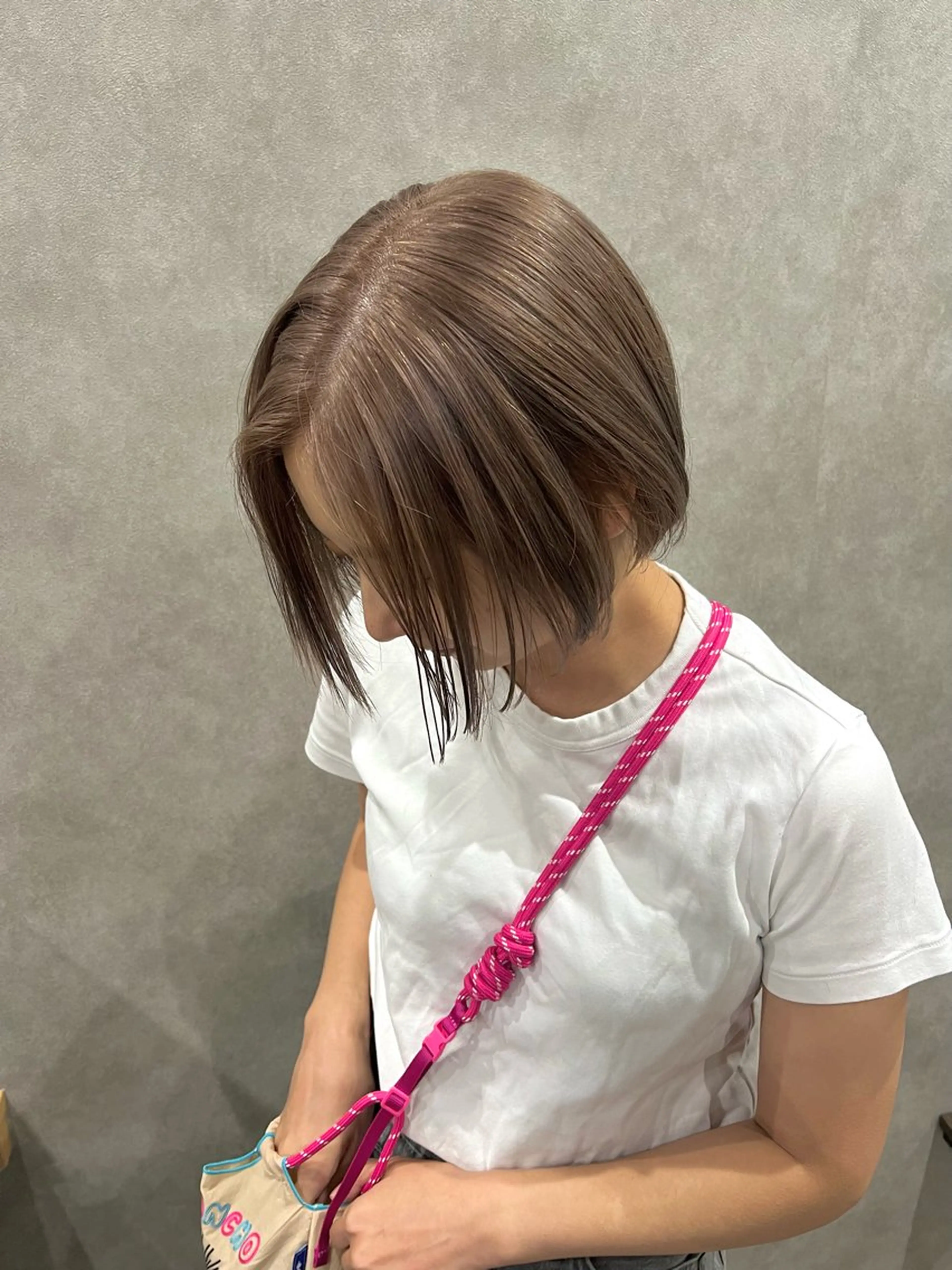 ショート カラー ベージュカラー ブリーチ ブラウンカラー ブラウンベージュ ヘアカラー トリートメント 🎀🕊RION 🩰のヘアスタイル