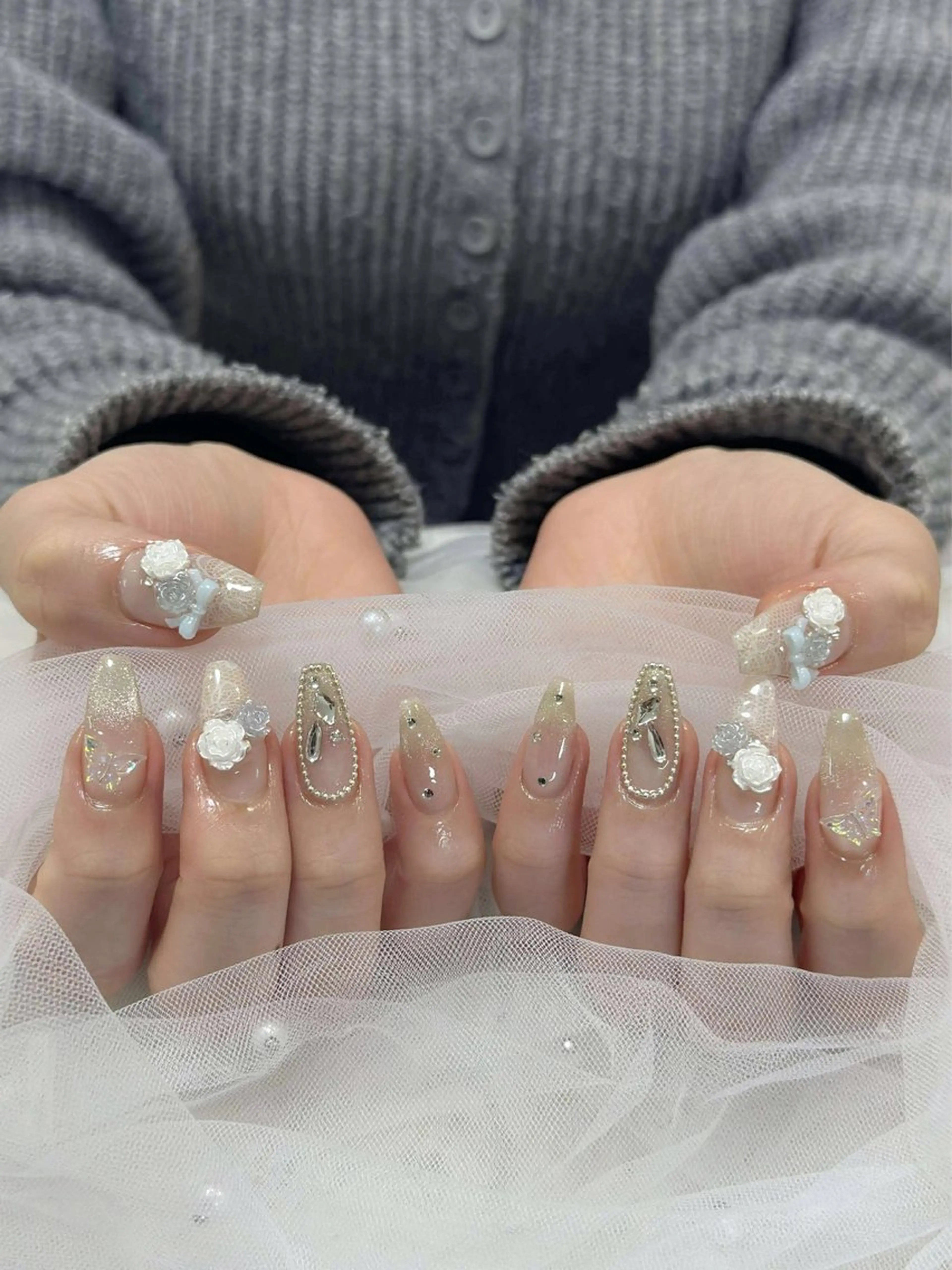 ネイル オーロラネイル ボルドー ブラウン 氷ネイル・うるうるネイル キラキラネイル ハンドネイル Julli ジュリのネイルデザイン