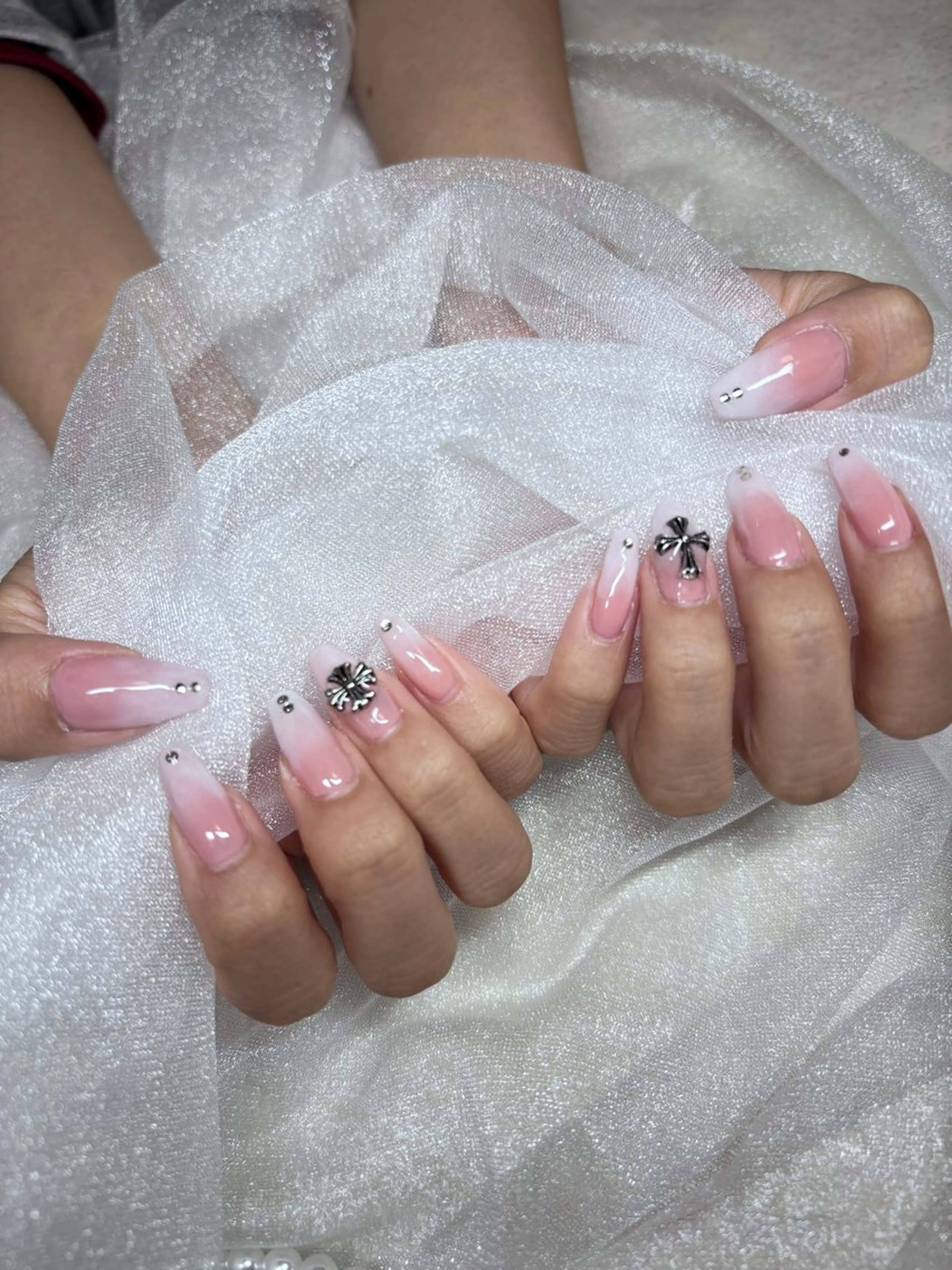 ネイル ハンドネイル mimi　矢冨 彩花のネイルデザイン