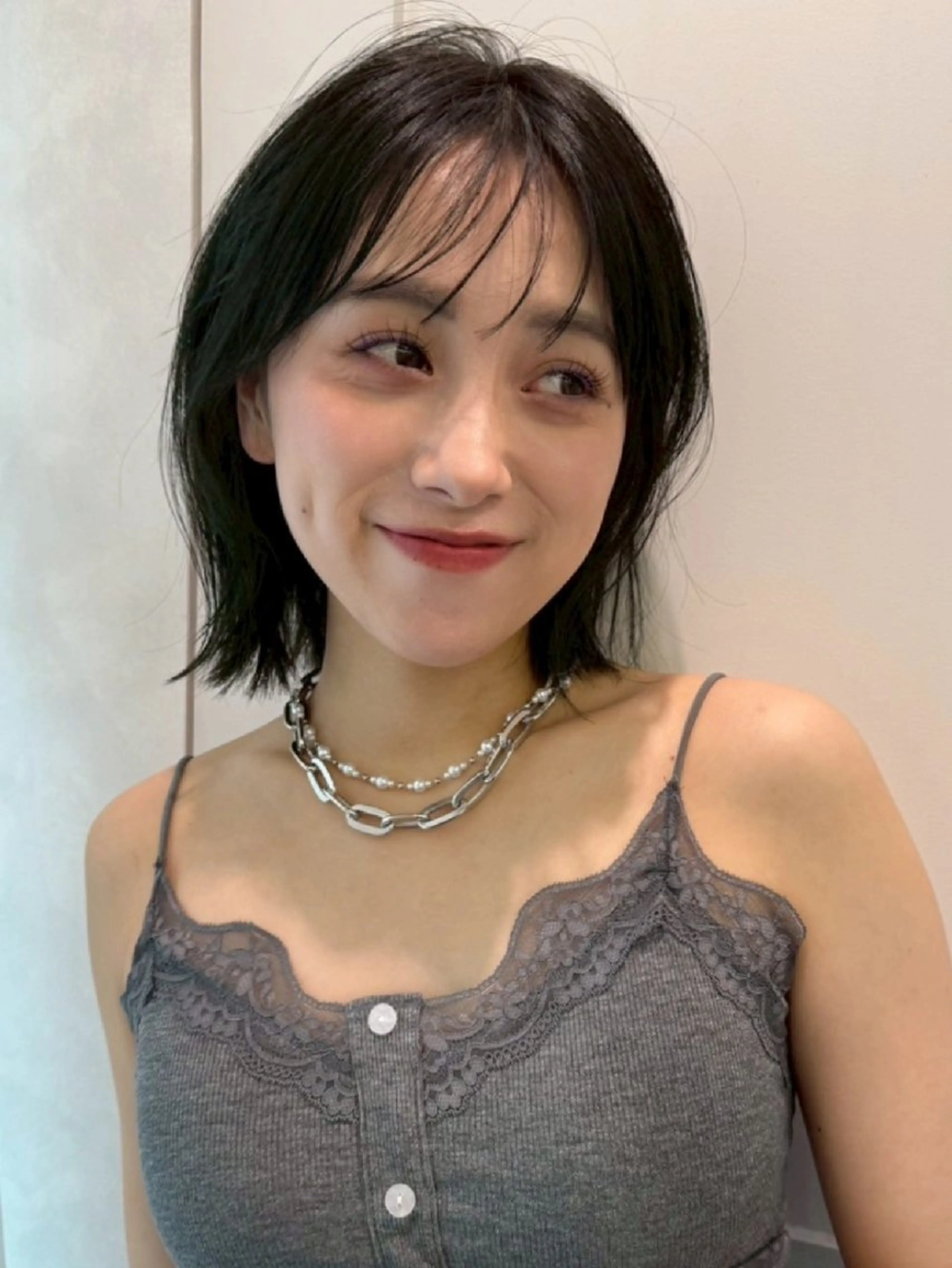 ショート ショートボブ ボブ レイヤーカット ショートヘア HONEY渋谷 髪質改善/ハイライトのヘアスタイル