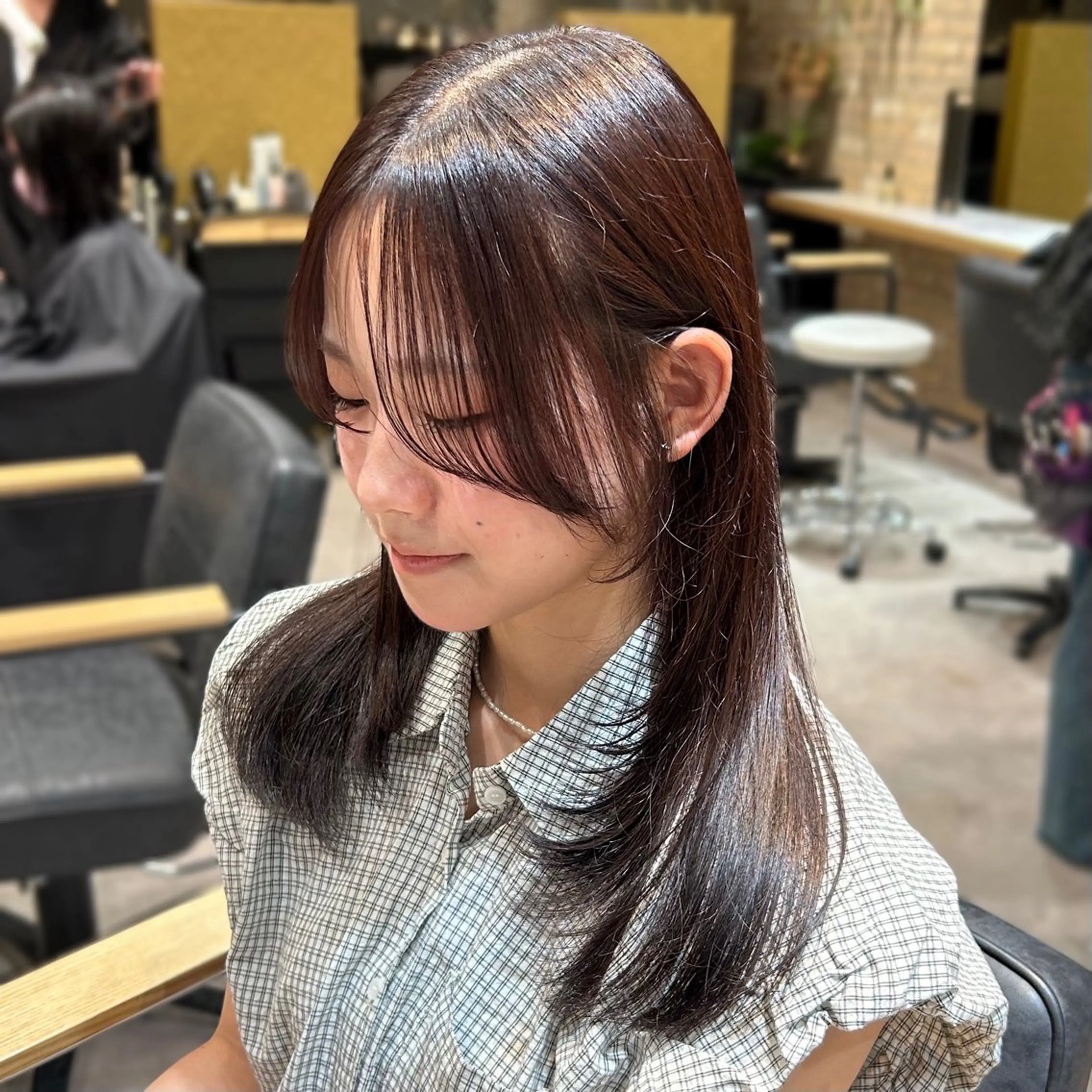 セミロング カット 顔まわり♡レイヤー COCORO 🎀のネイルデザイン