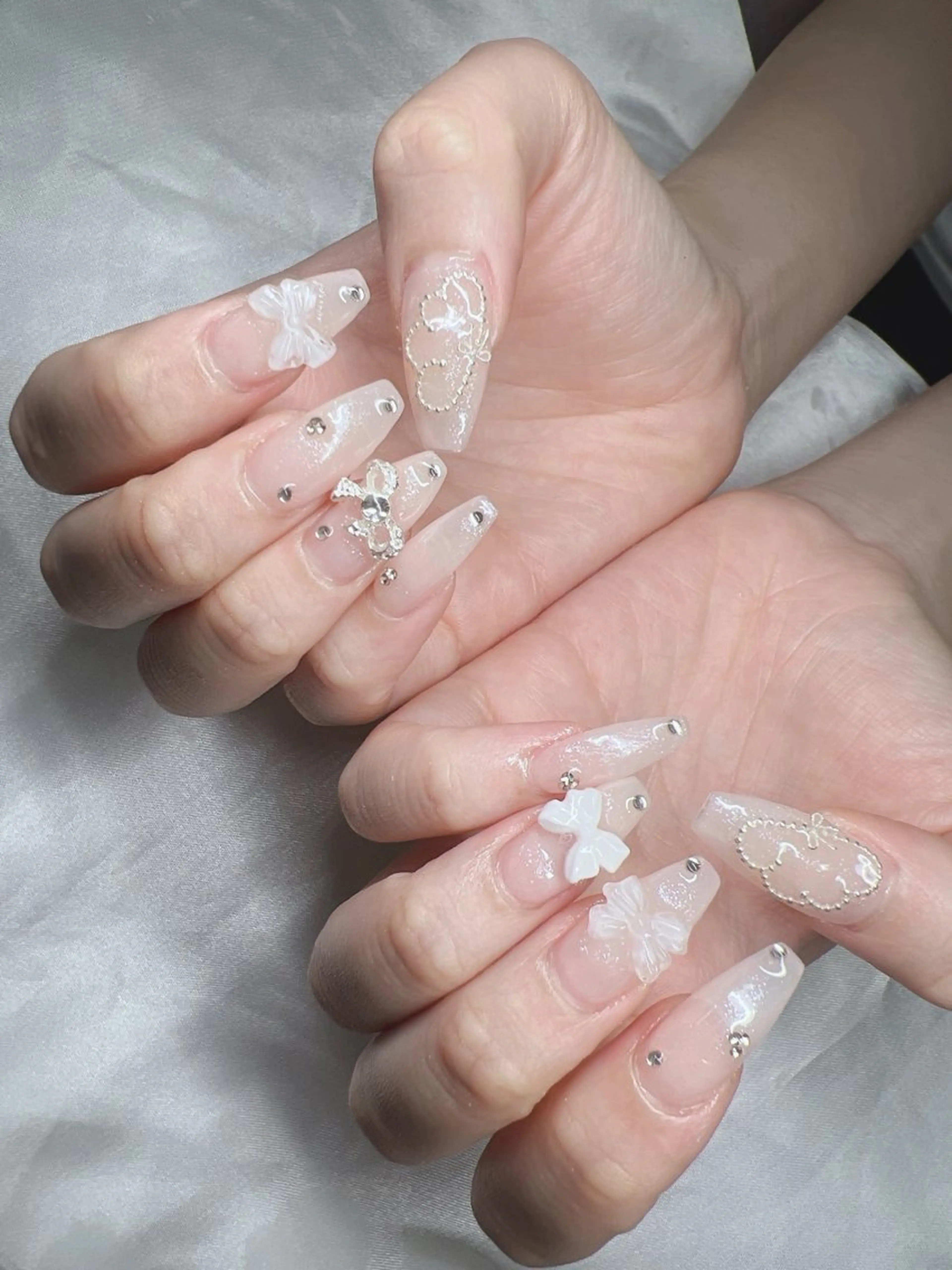 ネイル 長さ出し グラデーション キラキラネイル マグネットネイル ニュアンスネイル ハンドネイル Lee Nails チップ長さだし専門店のネイルデザイン