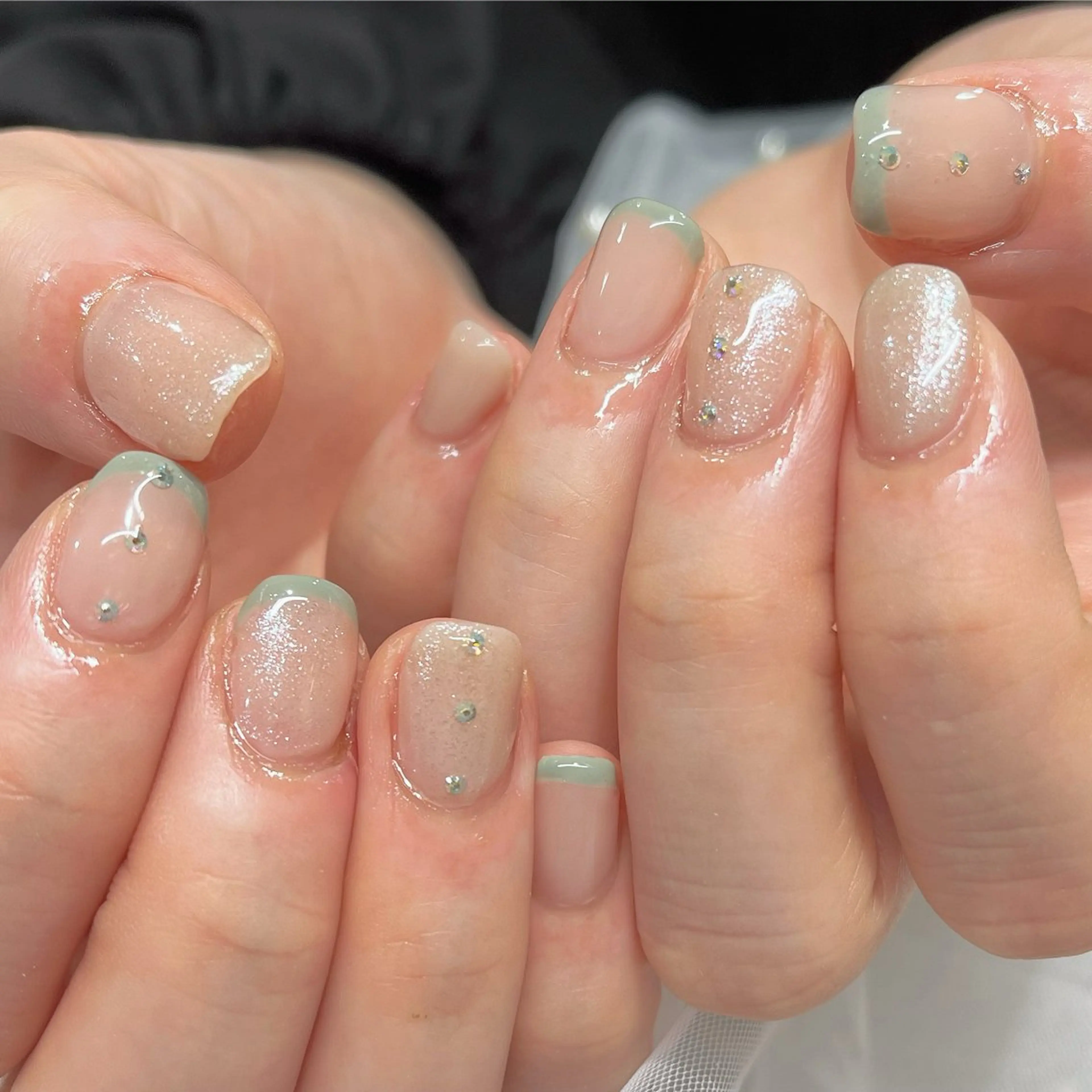 ネイル ハンドネイル 内田 里穂のネイルデザイン