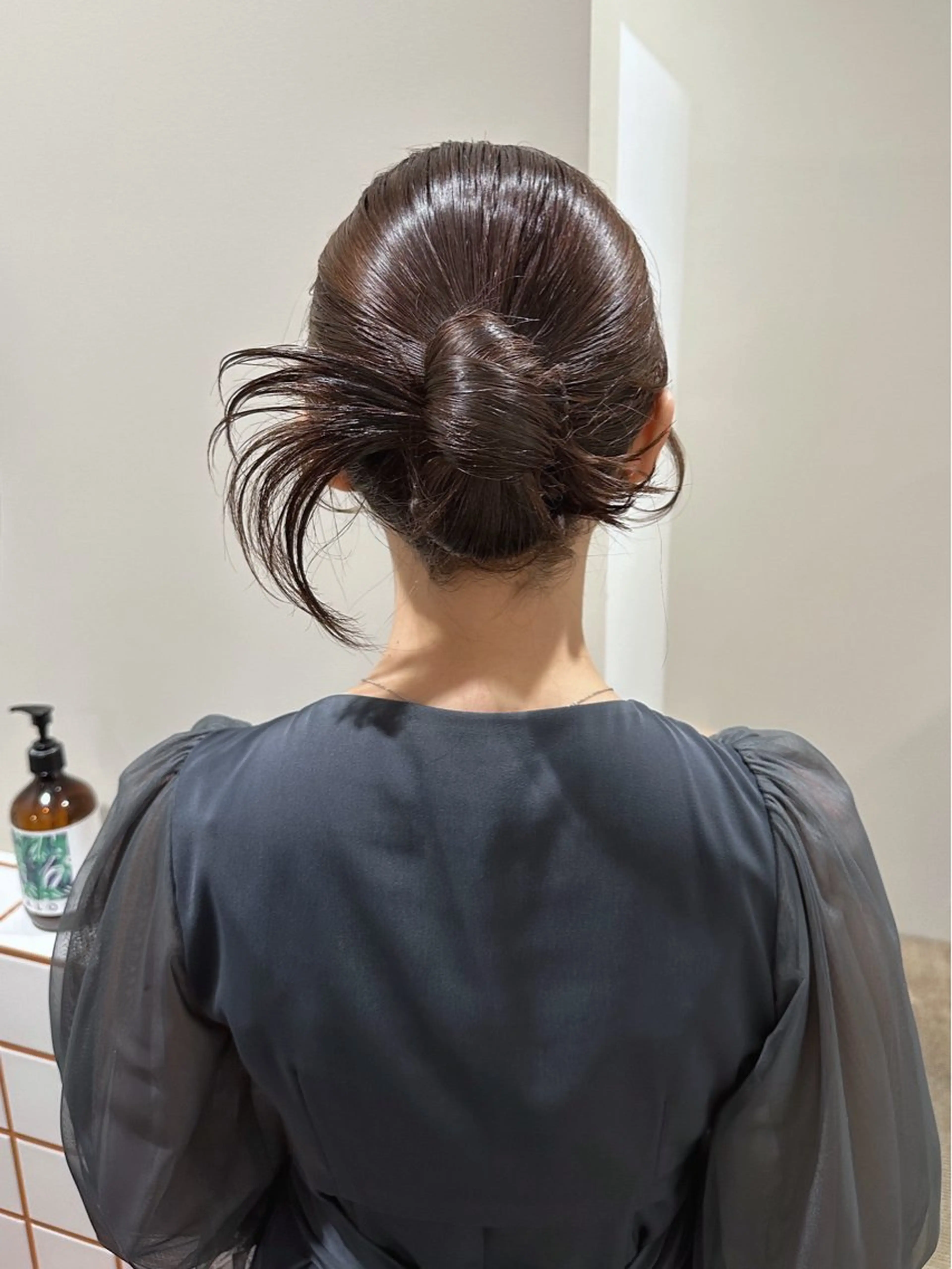 セミロング カラー ヘアアレンジ ヘアセット hibiki/セット /透明感カラーのヘアスタイル