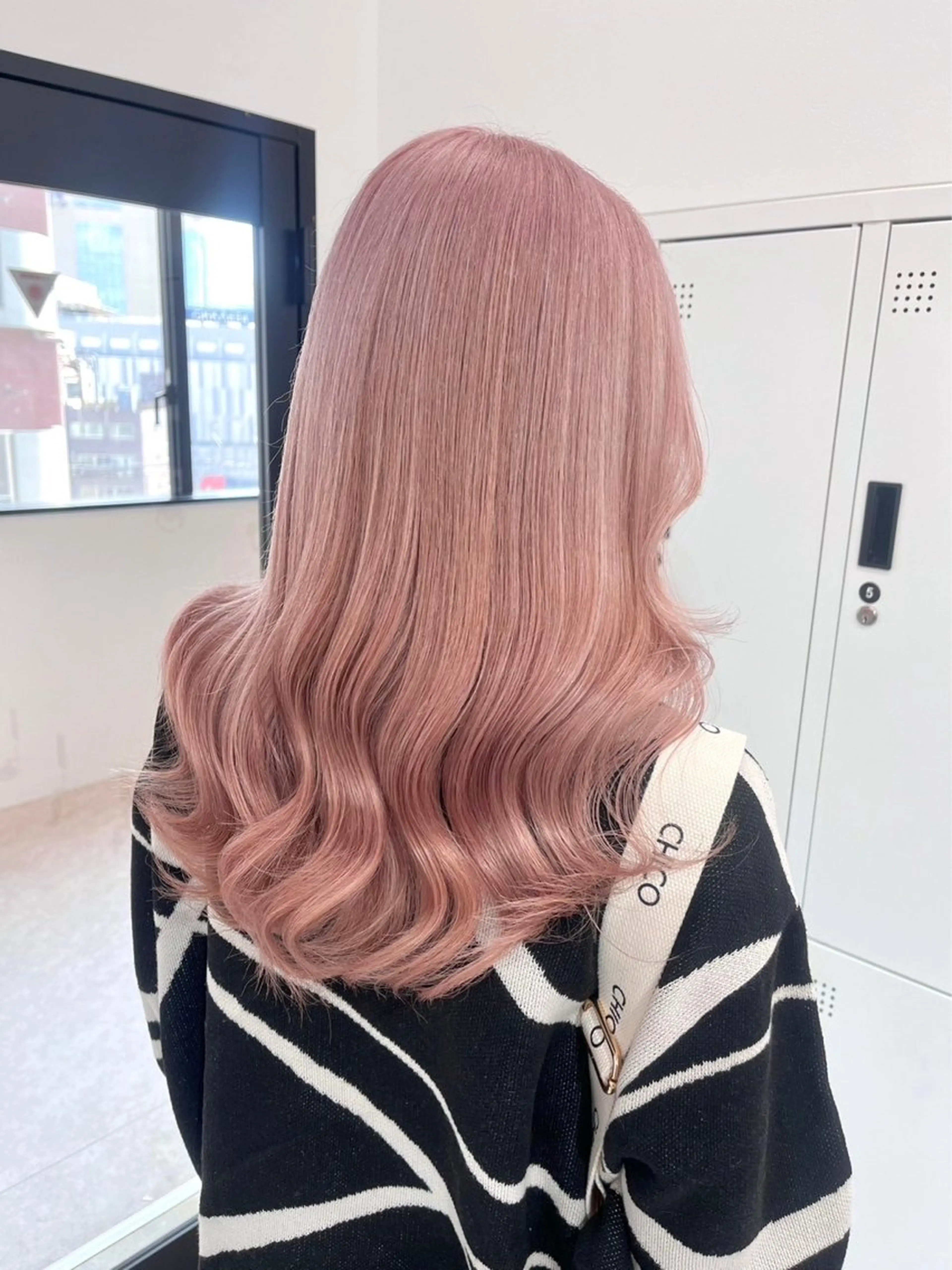 セミロング ヘアカラー 似合わせカラー🧸 yuのヘアスタイル