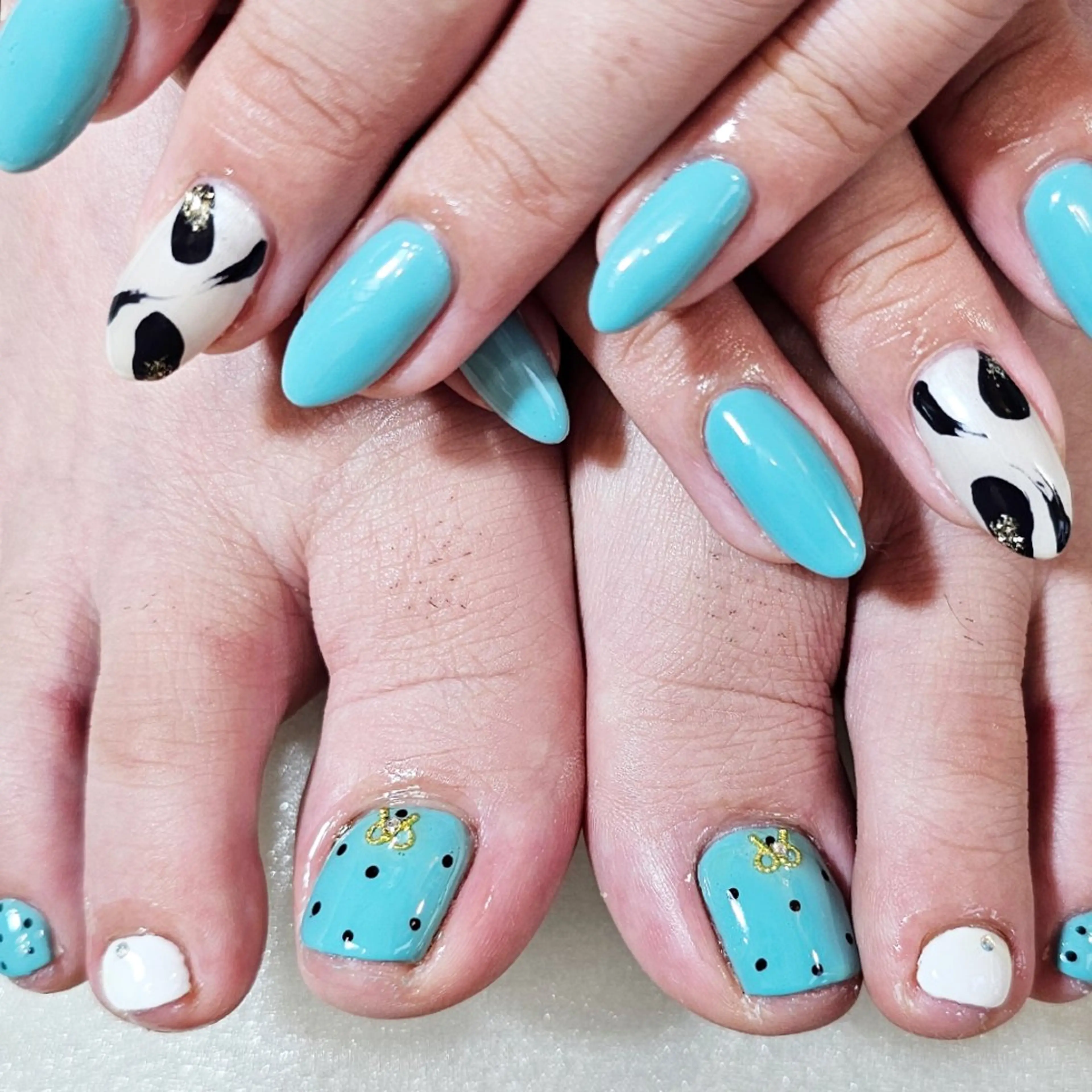 ネイル おそろいネイル ハンドネイル フットネイル LDK Nail Salonのネイルデザイン