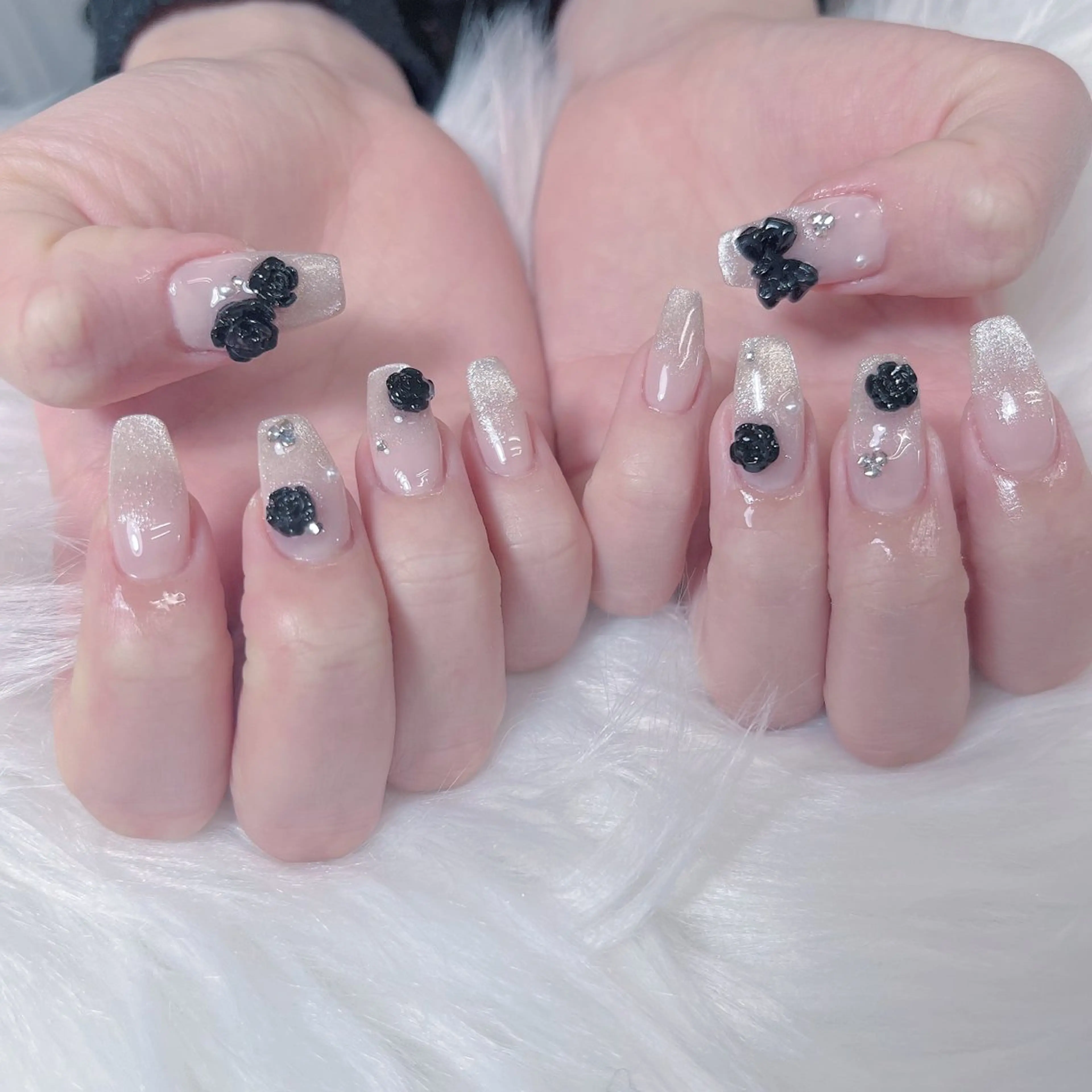 ネイル ハンドネイル Maya 🧊🫧‪のネイルデザイン