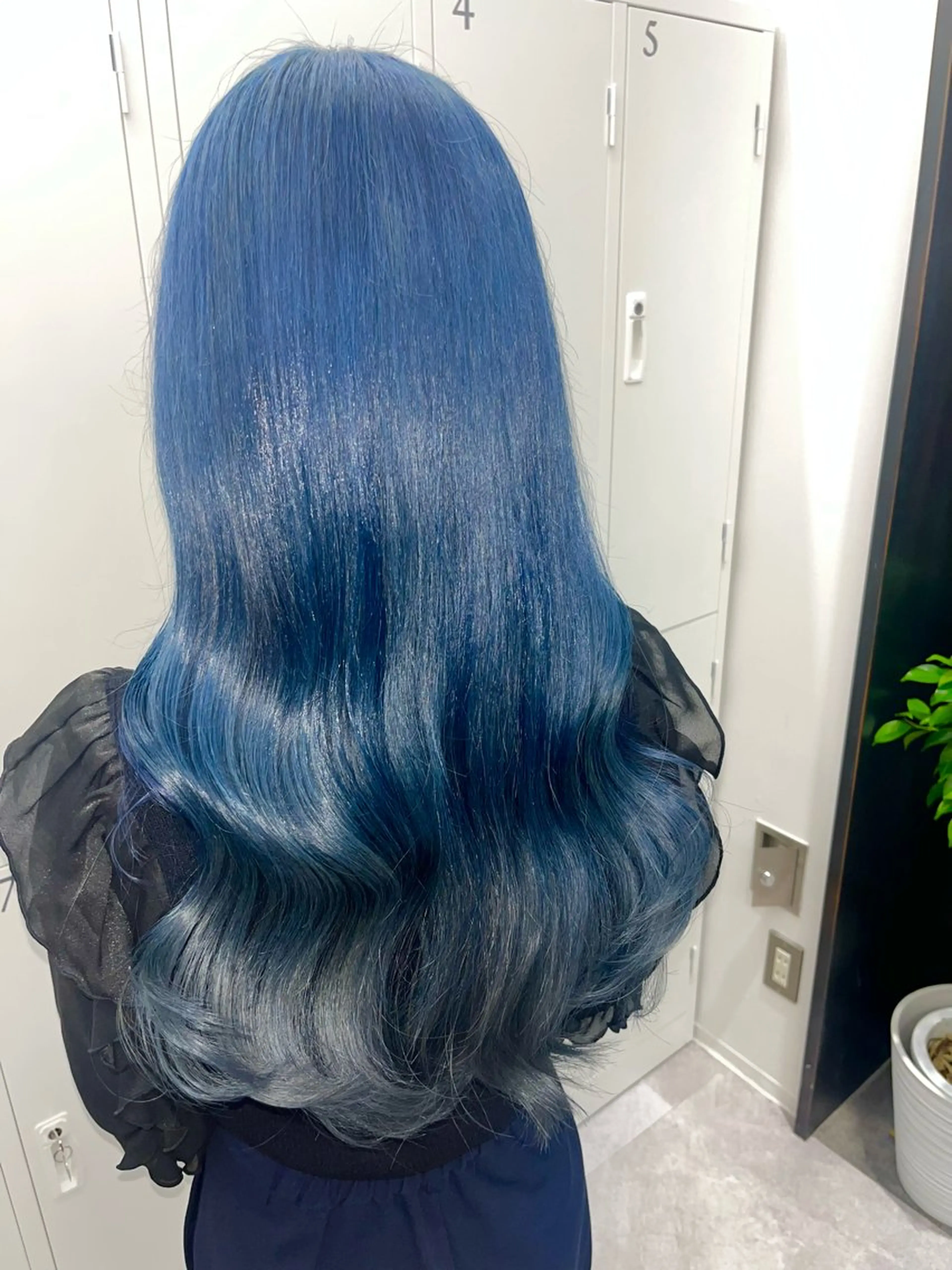 ロング カラー ヘアカラー トリートメント ヘアセット 🎀透明感ブリーチ カラー🎀ミズキのヘアスタイル
