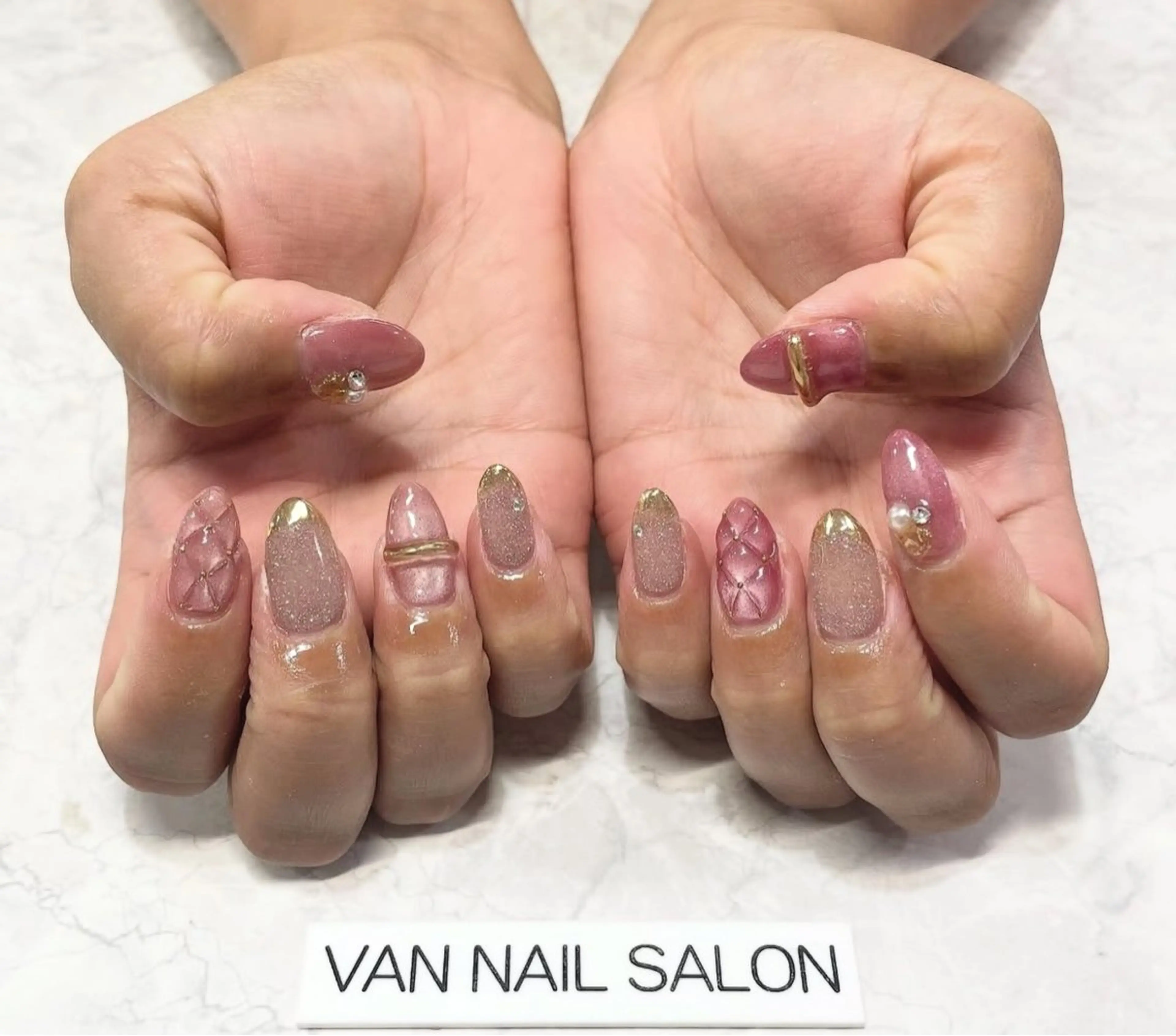 ネイル ハンドネイル Van Nail Salonのネイルデザイン