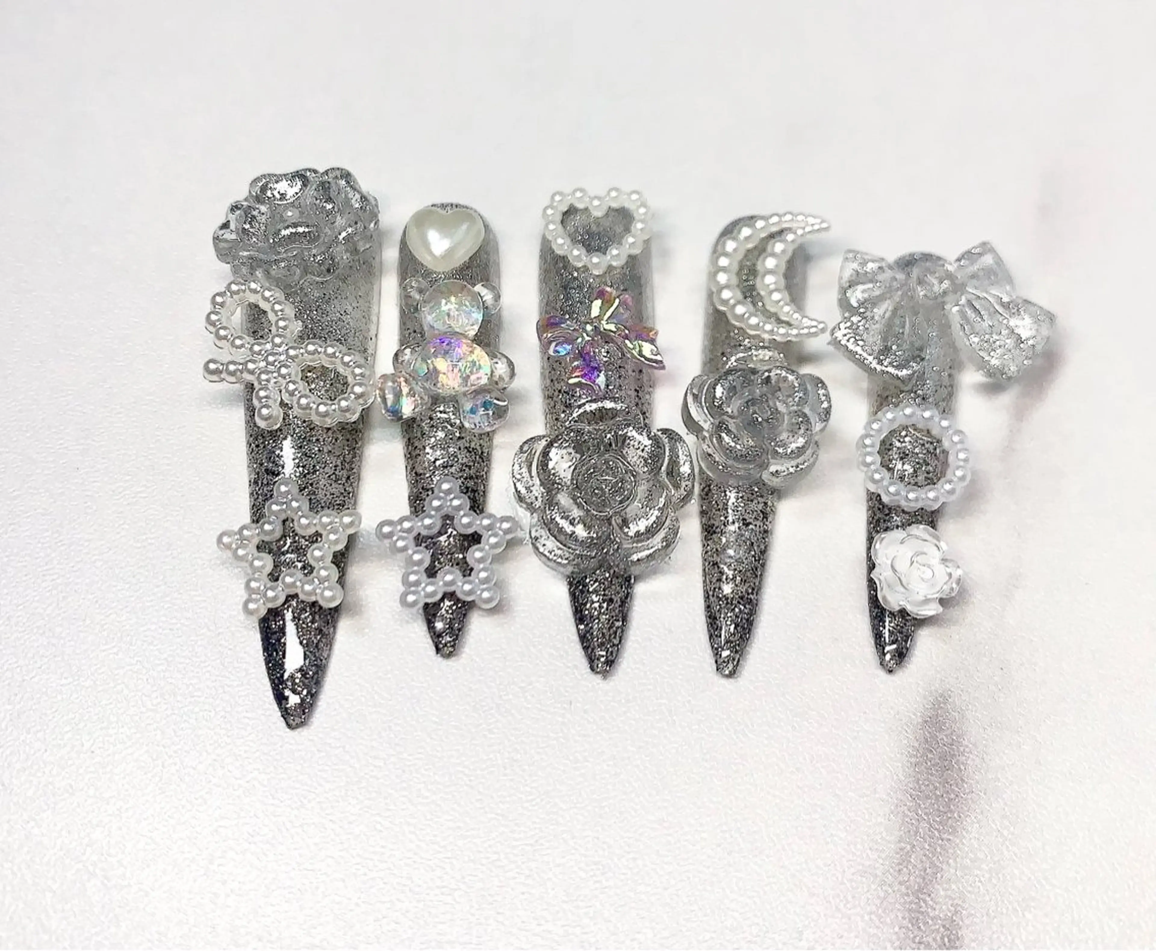 🔥💥チップ長さ出し＋プラスチックチャームフルセット🩵🩷の写真