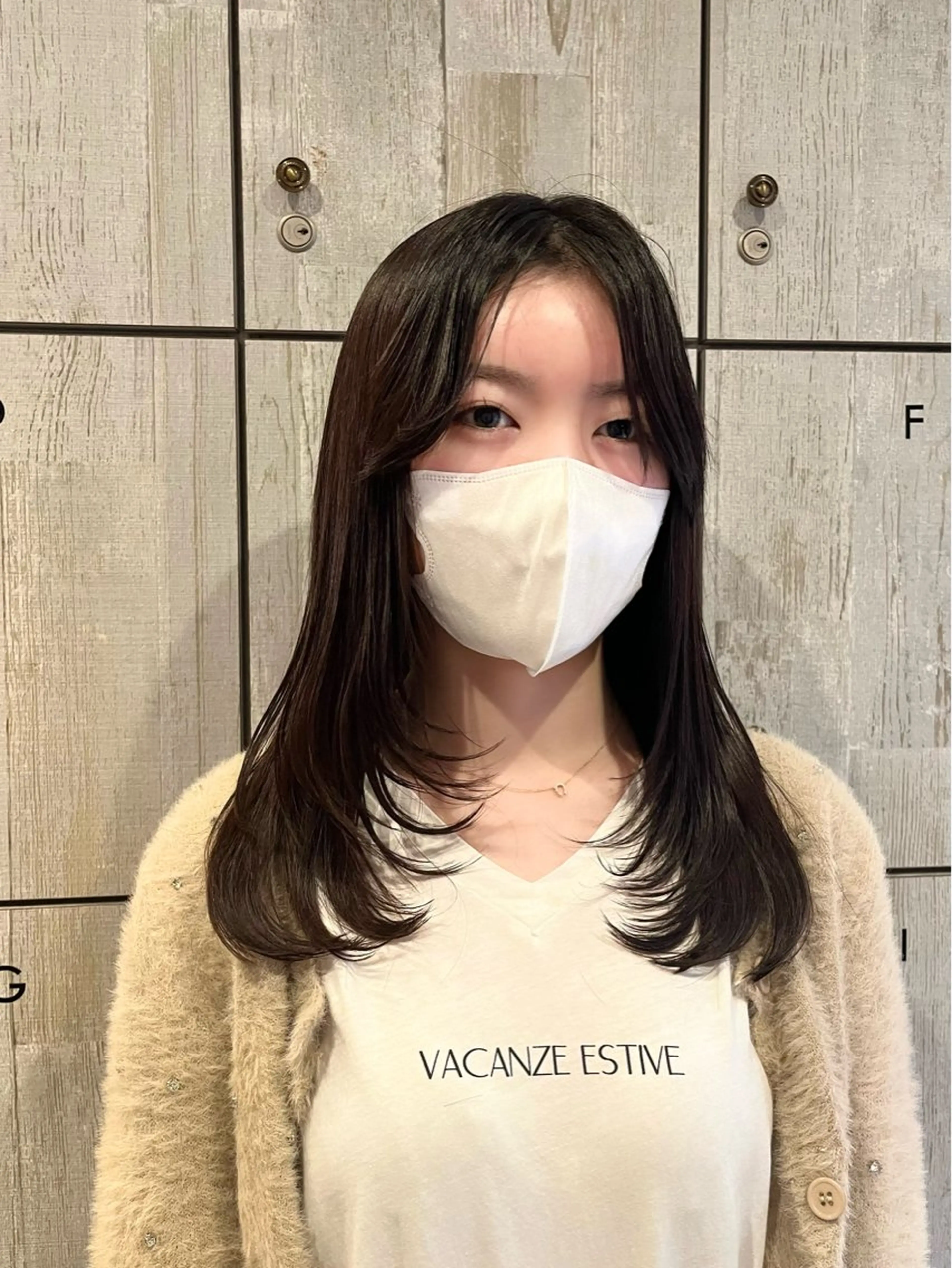 セミロング ♡ナナコ♡ レイヤー/艶髪のヘアスタイル