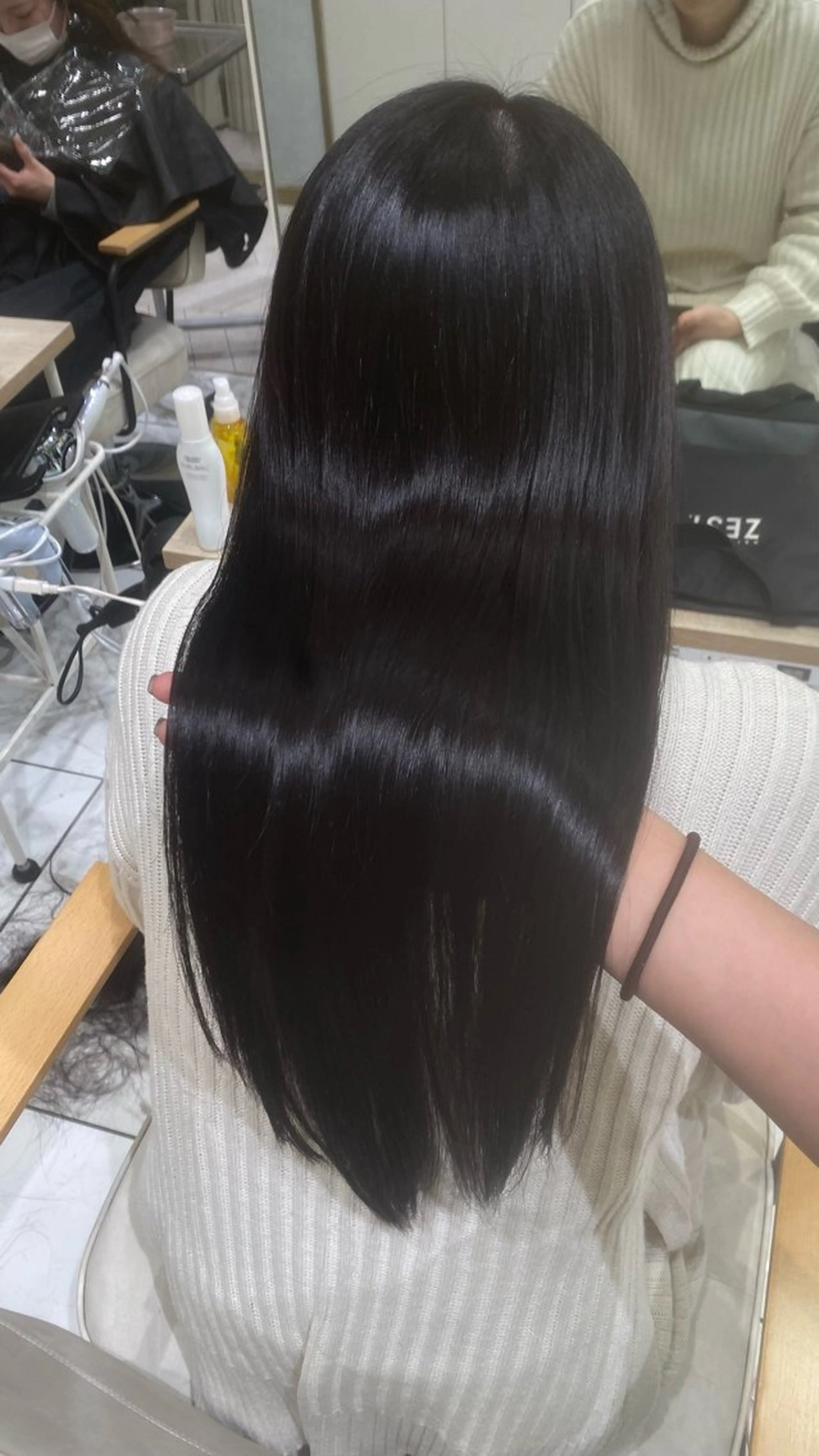 ロング [ ]Shiro シロ 熊谷 美容室所属・韓国系レッドカラー mikuのヘアスタイル