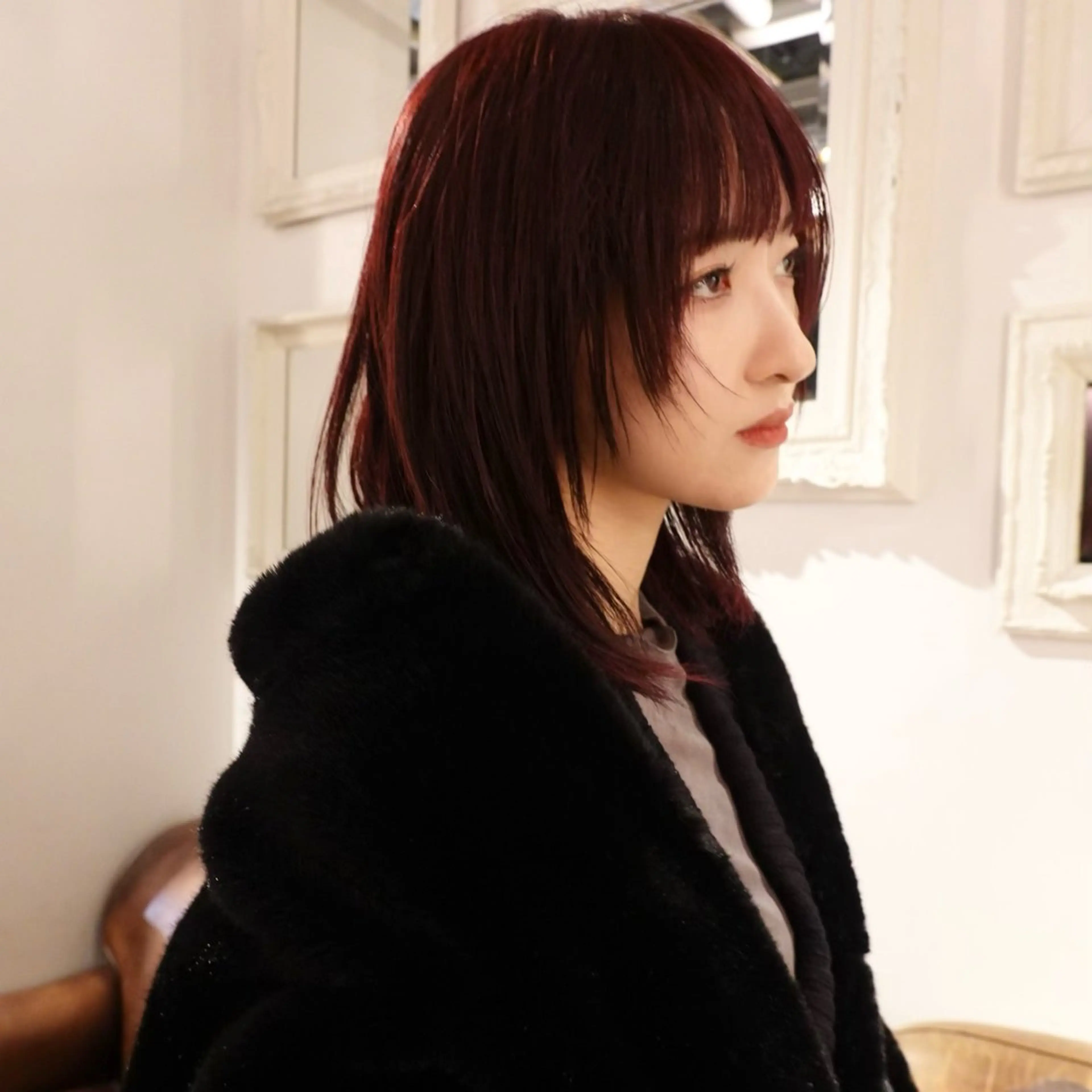 ミディアム カラー ブリーチ ブリーチなしカラー レッドカラー 顔まわりレイヤー レイヤーカット ヘアカラー bloc japon所属・ﾌﾞﾚｲｽﾞ˚✧₊⁎ ﾚｲﾔｰToriのヘアスタイル