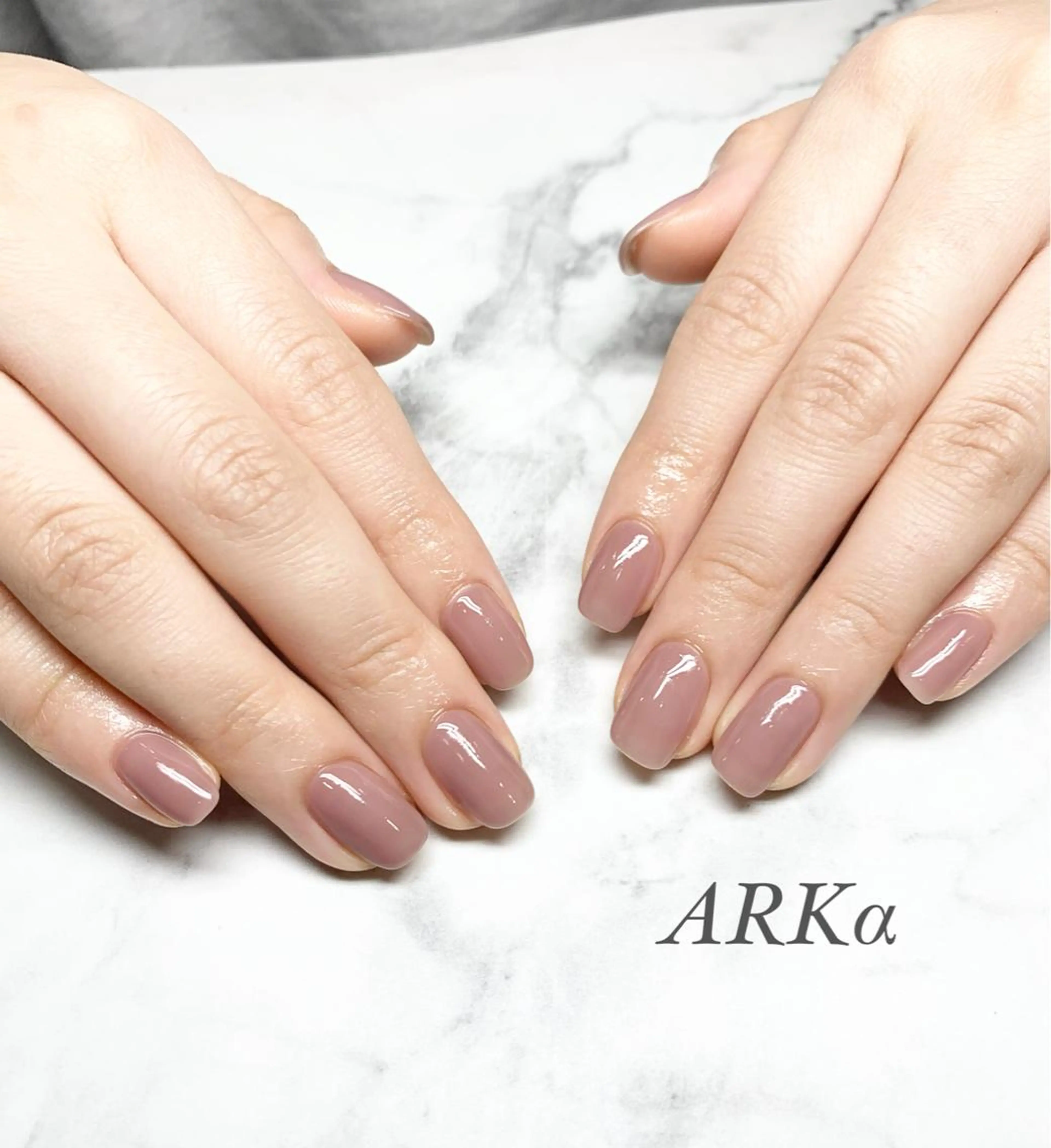 ミディアム カラー ネイル ハンドネイル Nailsalon ARKαのネイルデザイン