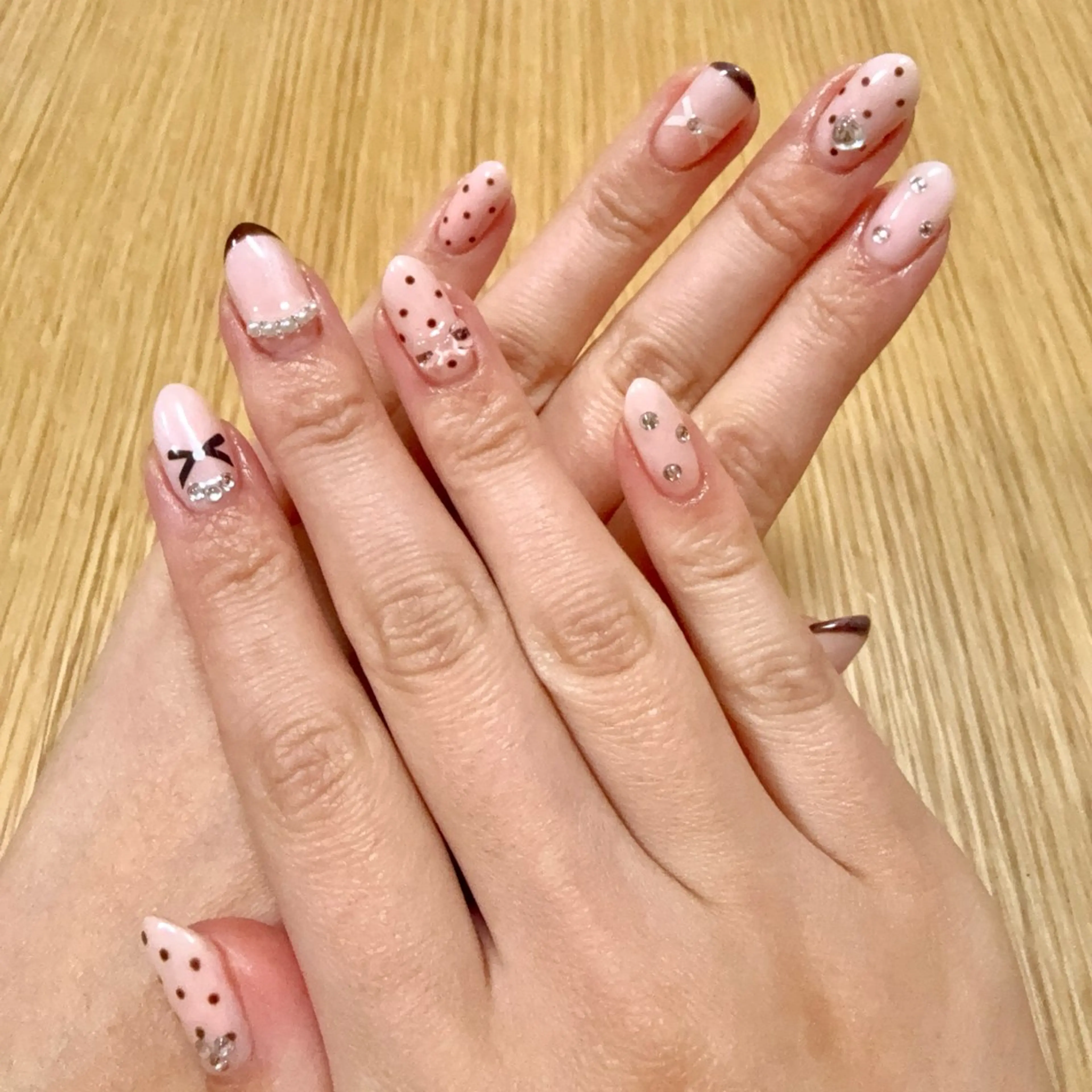 ネイル TRIOS sakiのネイルデザイン