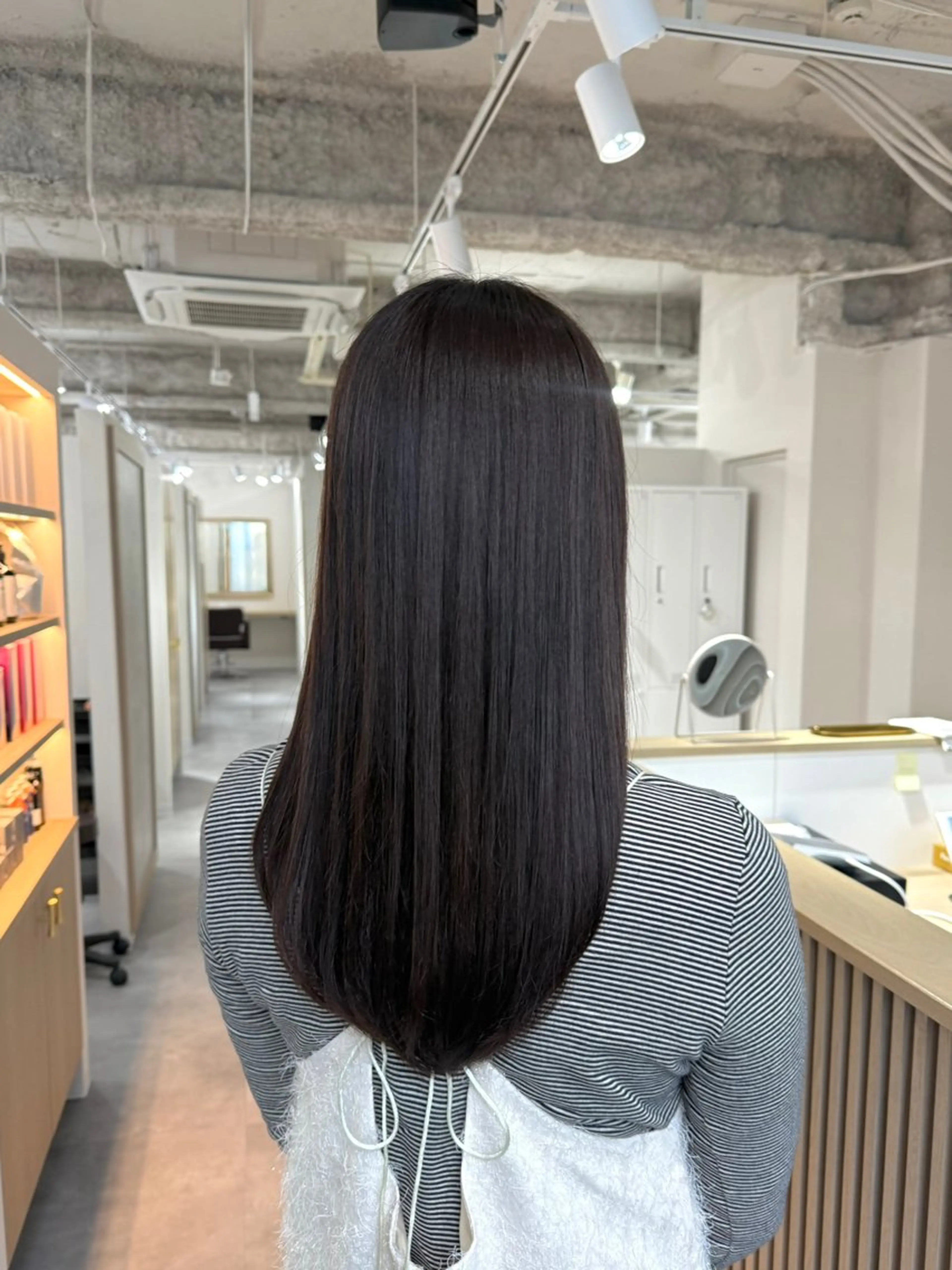 ミディアム attrait【アトレ】🌱梅田店所属・AYANA🫧酸性 縮毛/艶髪TR🫧のヘアスタイル