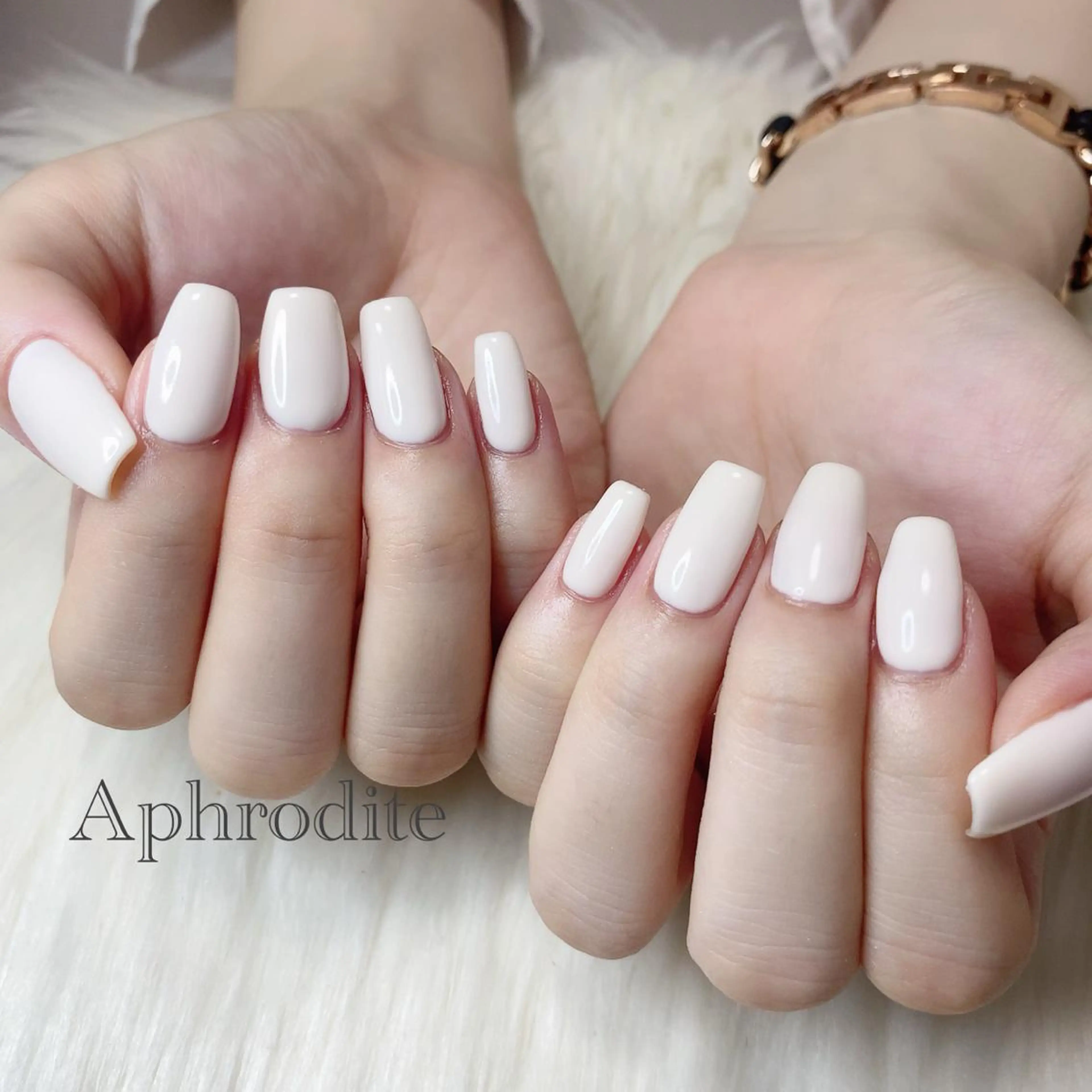 ネイル Aphrodite パラジェル認定サロンのネイルデザイン