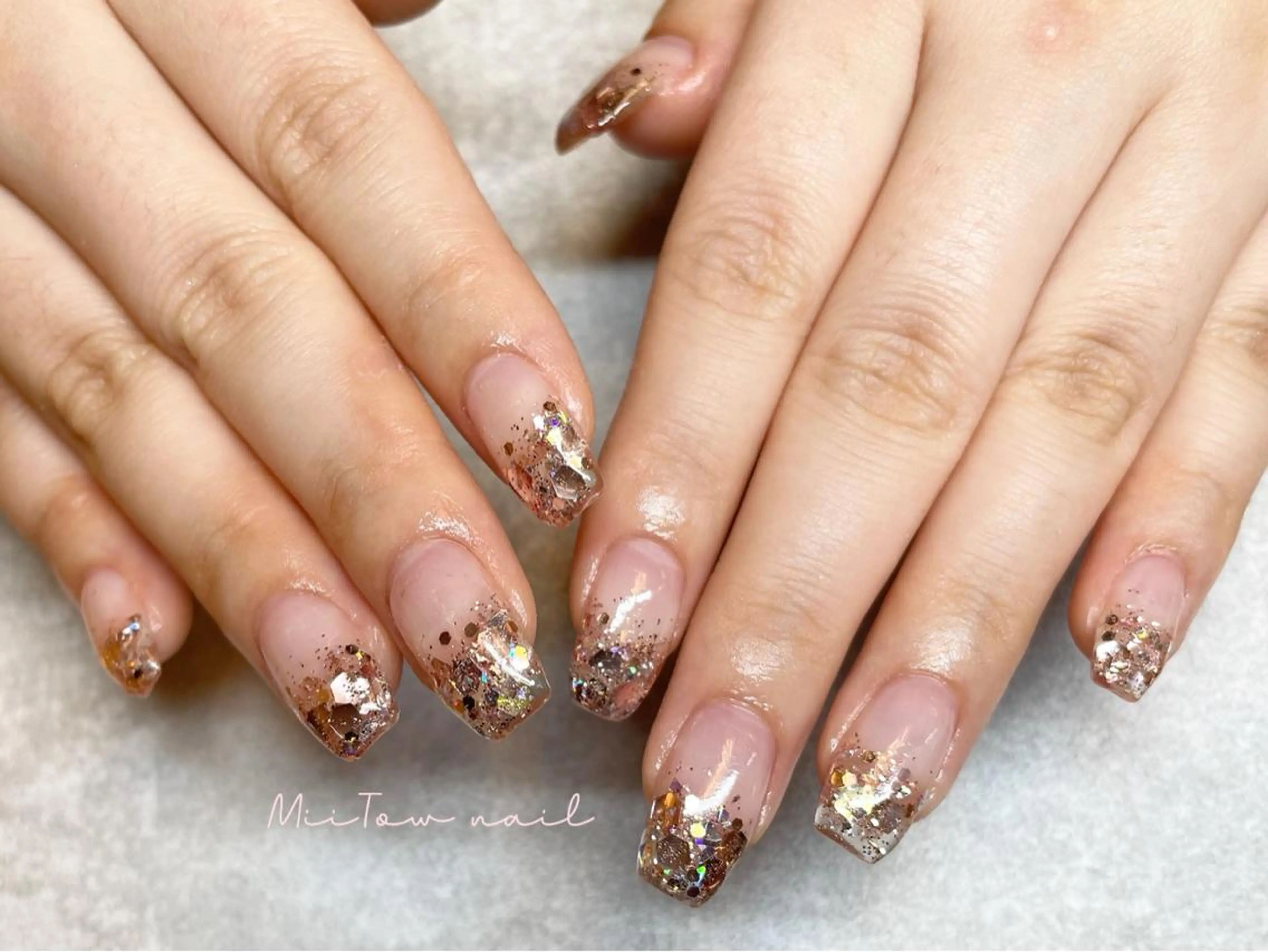 ネイル ジェルネイル グラデーション ラメ(グリッター) ラメグラデーション スカルプネイル MiiTow nailのネイルデザイン