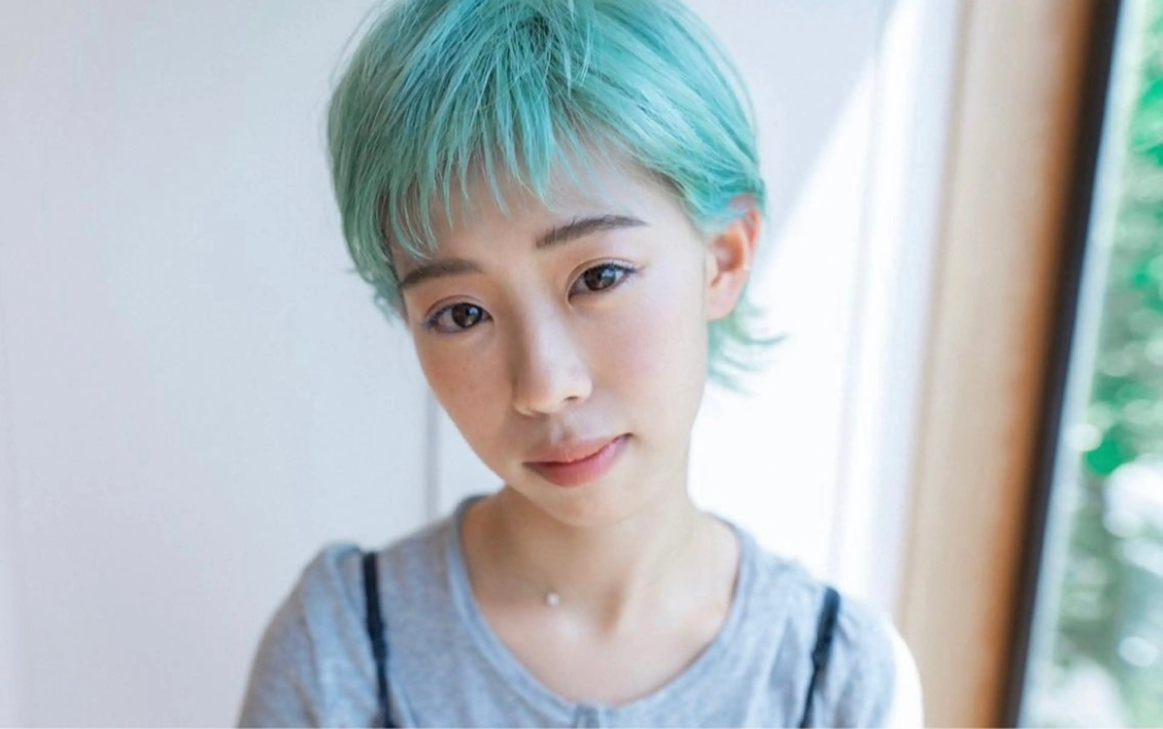 ショート カラー ブリーチ ハイトーンカラー ショートヘア ヘアカラー 似合わせカット🫧 /パーマRINAのヘアスタイル