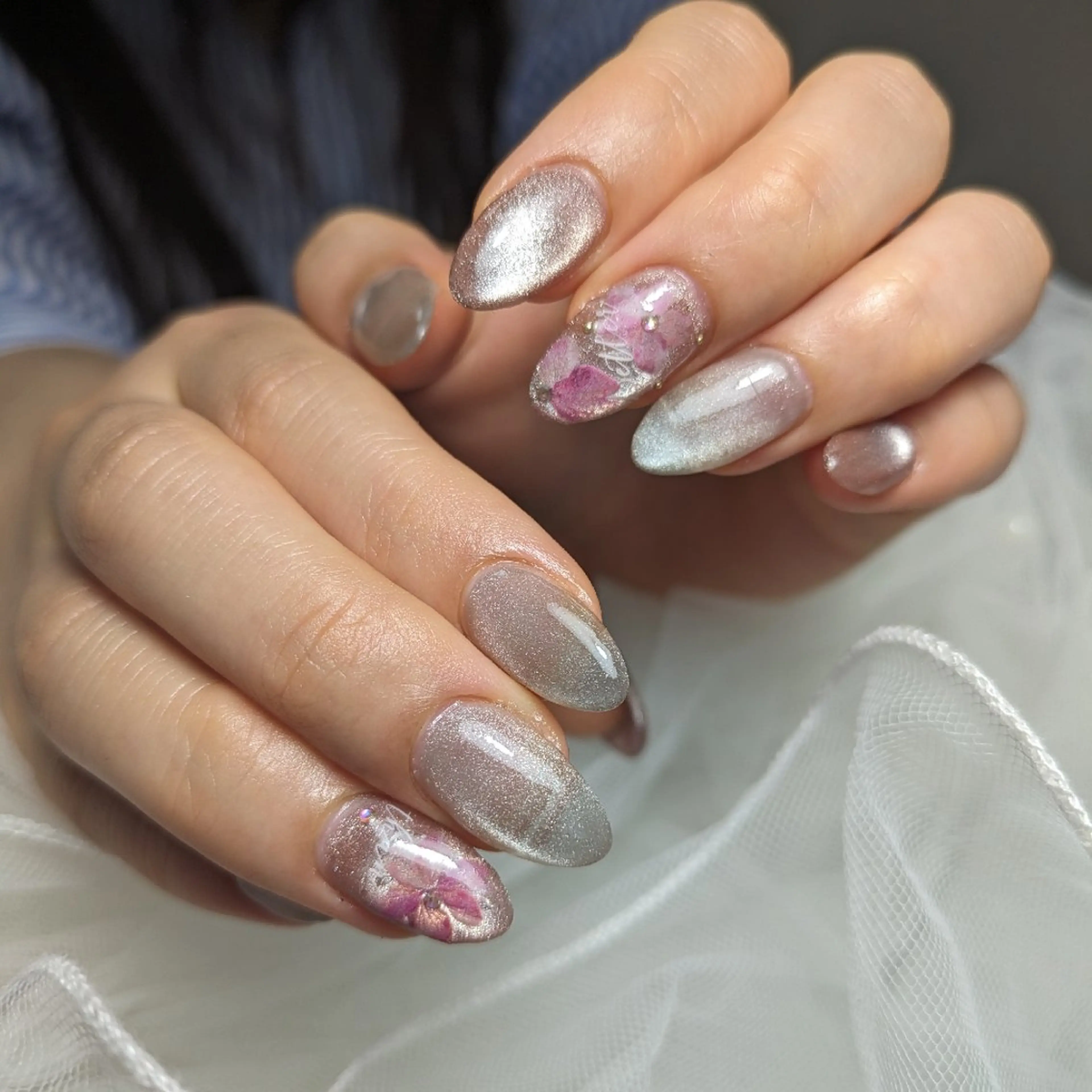 ネイル マグネットネイル ワンカラーネイル ハンドネイル 門戸厄神プライベートサロンulunail所属・ulunail mikaのネイルデザイン