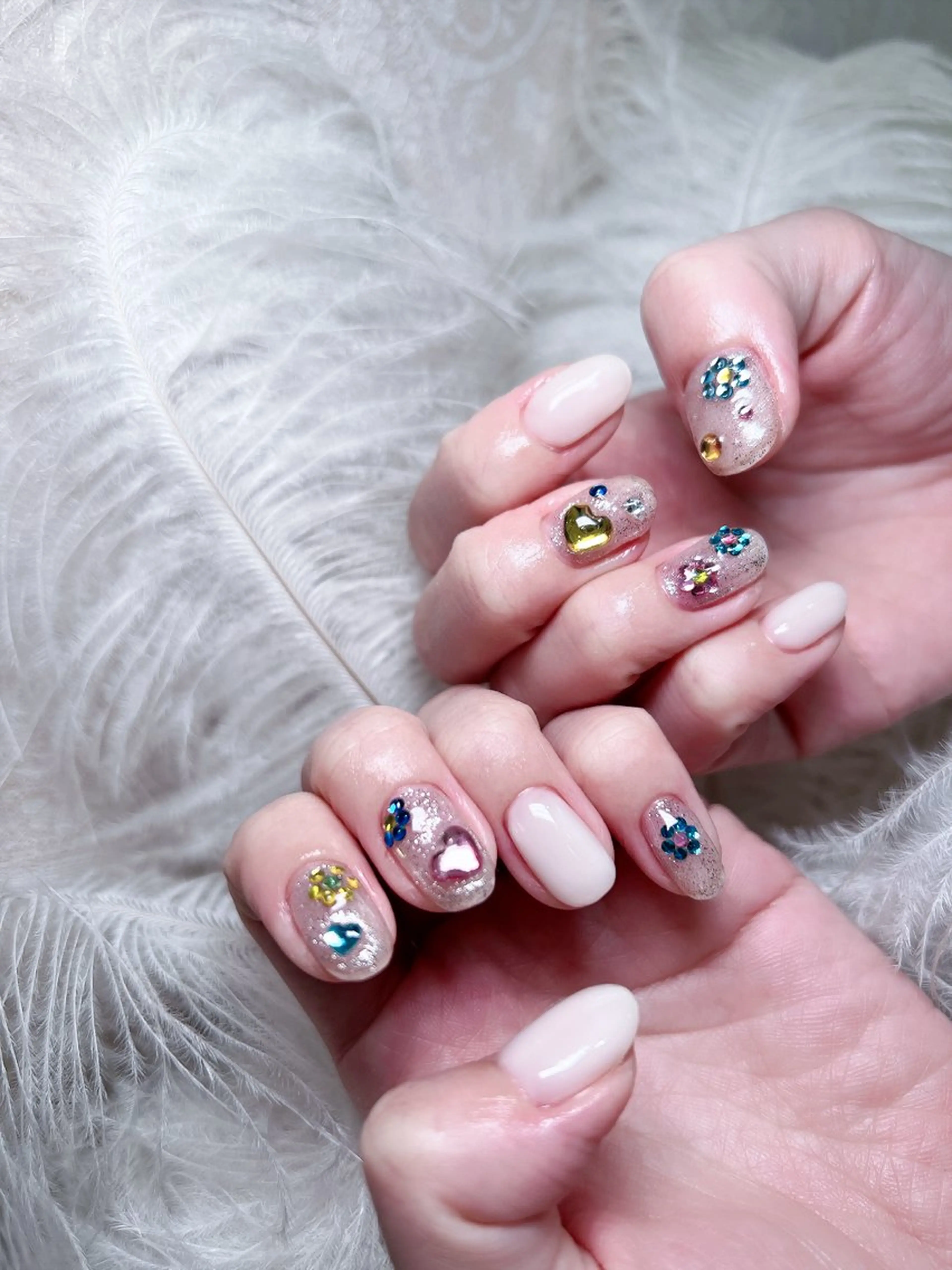 ネイル ハンドネイル Ubuntu🎀 ネイルサロン✨のネイルデザイン